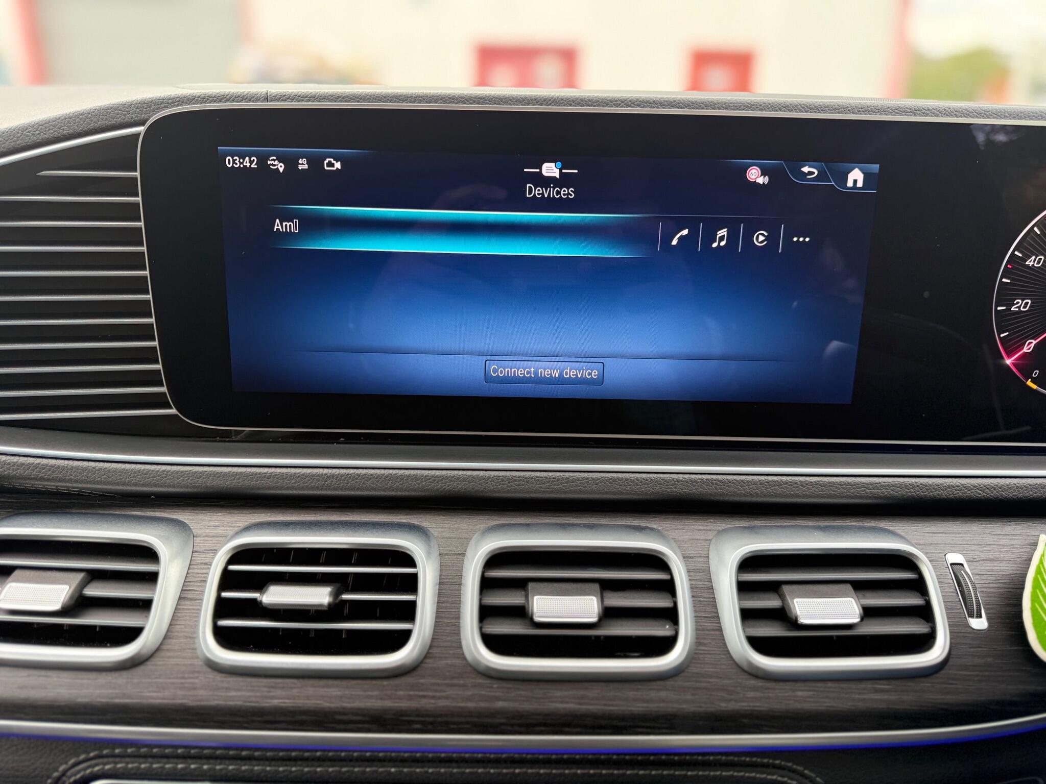 Mercedes-Benz GLE view 40