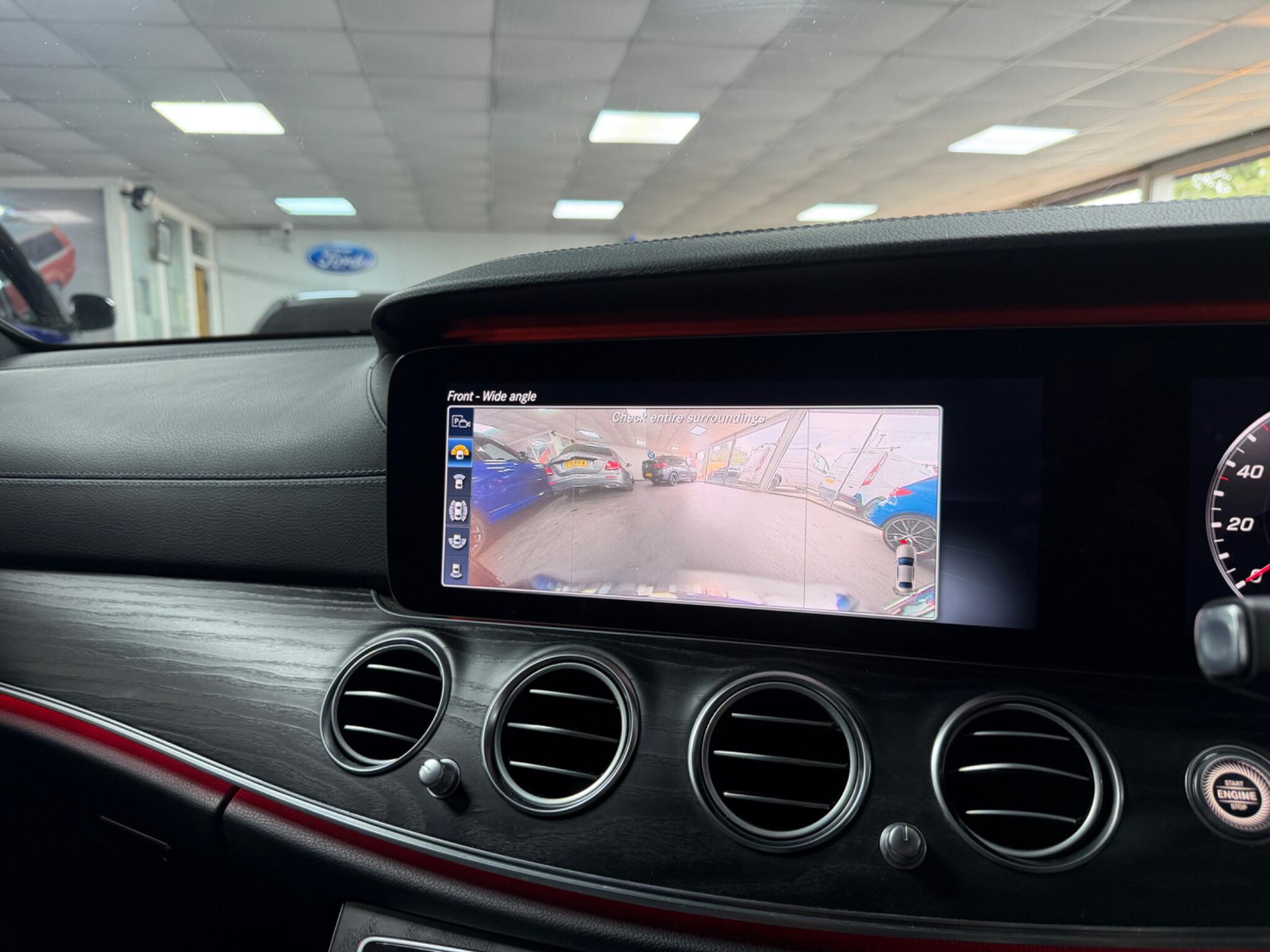 Mercedes-Benz E Class view 55