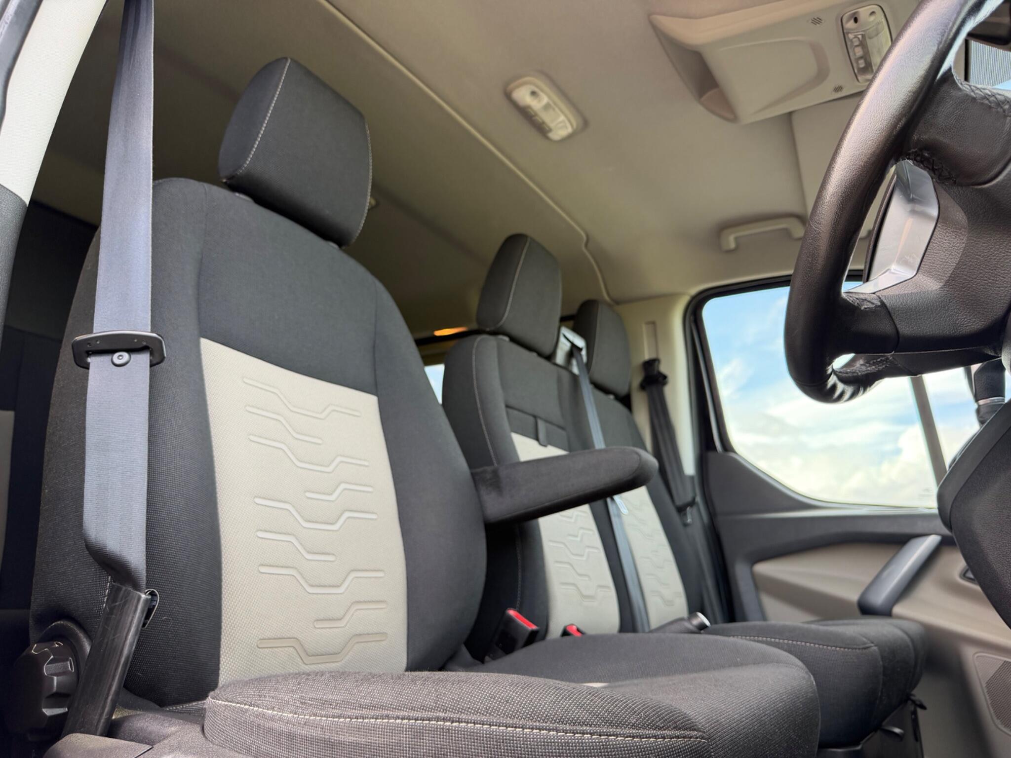 Ford Transit Custom view 63