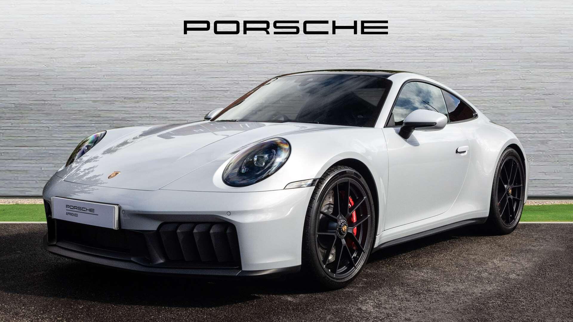 Porsche 911 view 2