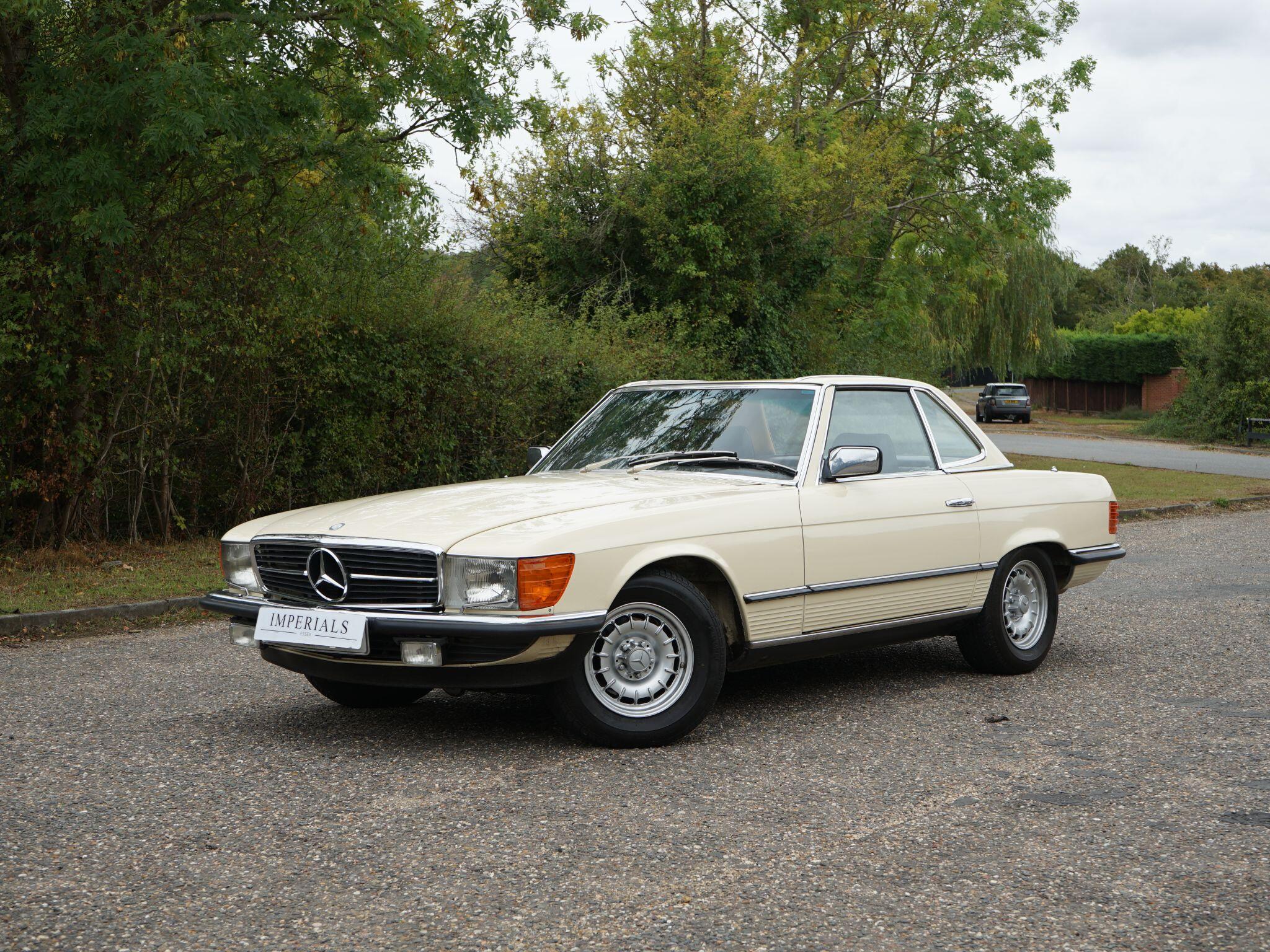 Mercedes-Benz 500 SL view 31