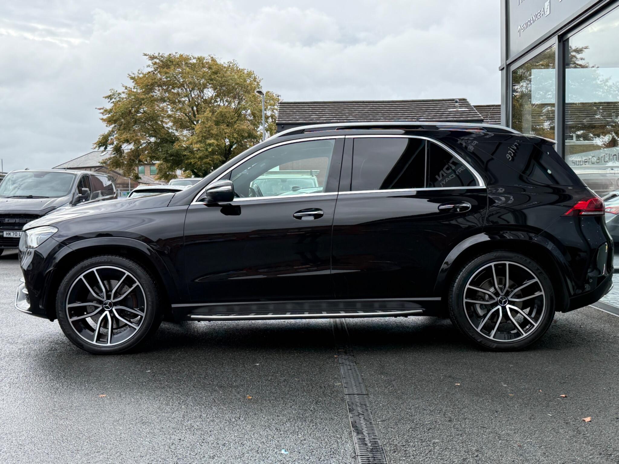 Mercedes-Benz Gle view 5