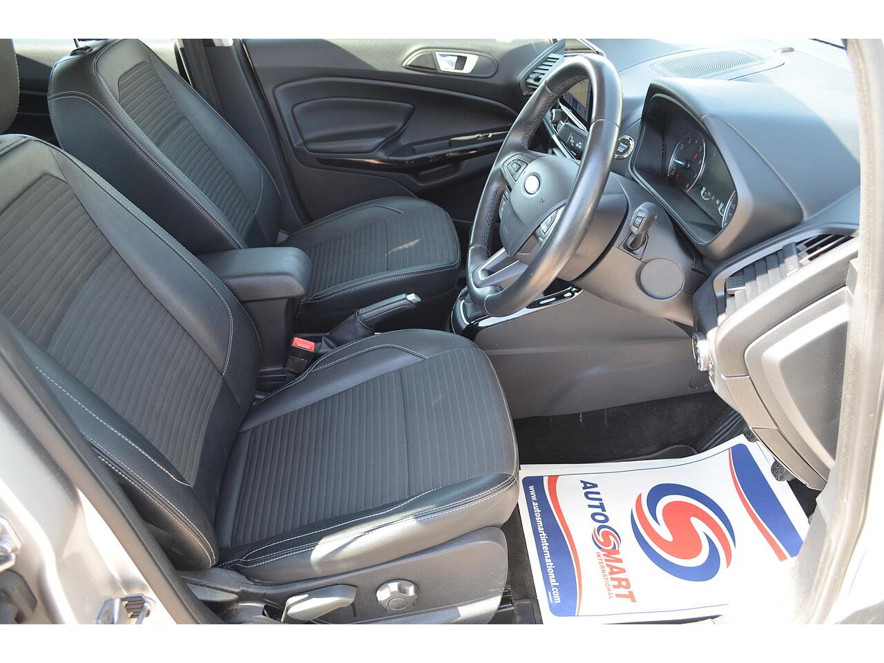 Ford EcoSport view 13