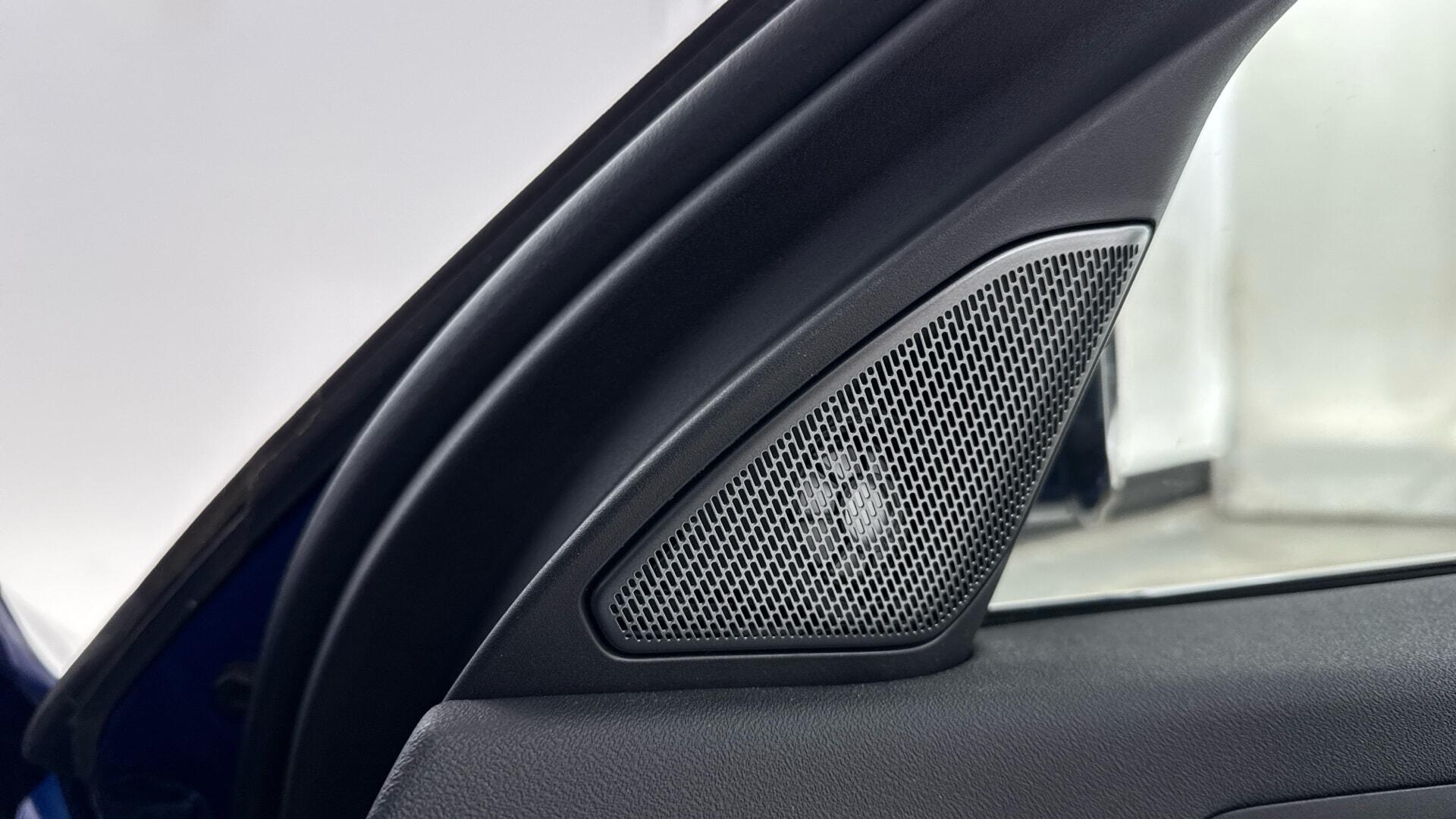 BMW 1 Series view 21