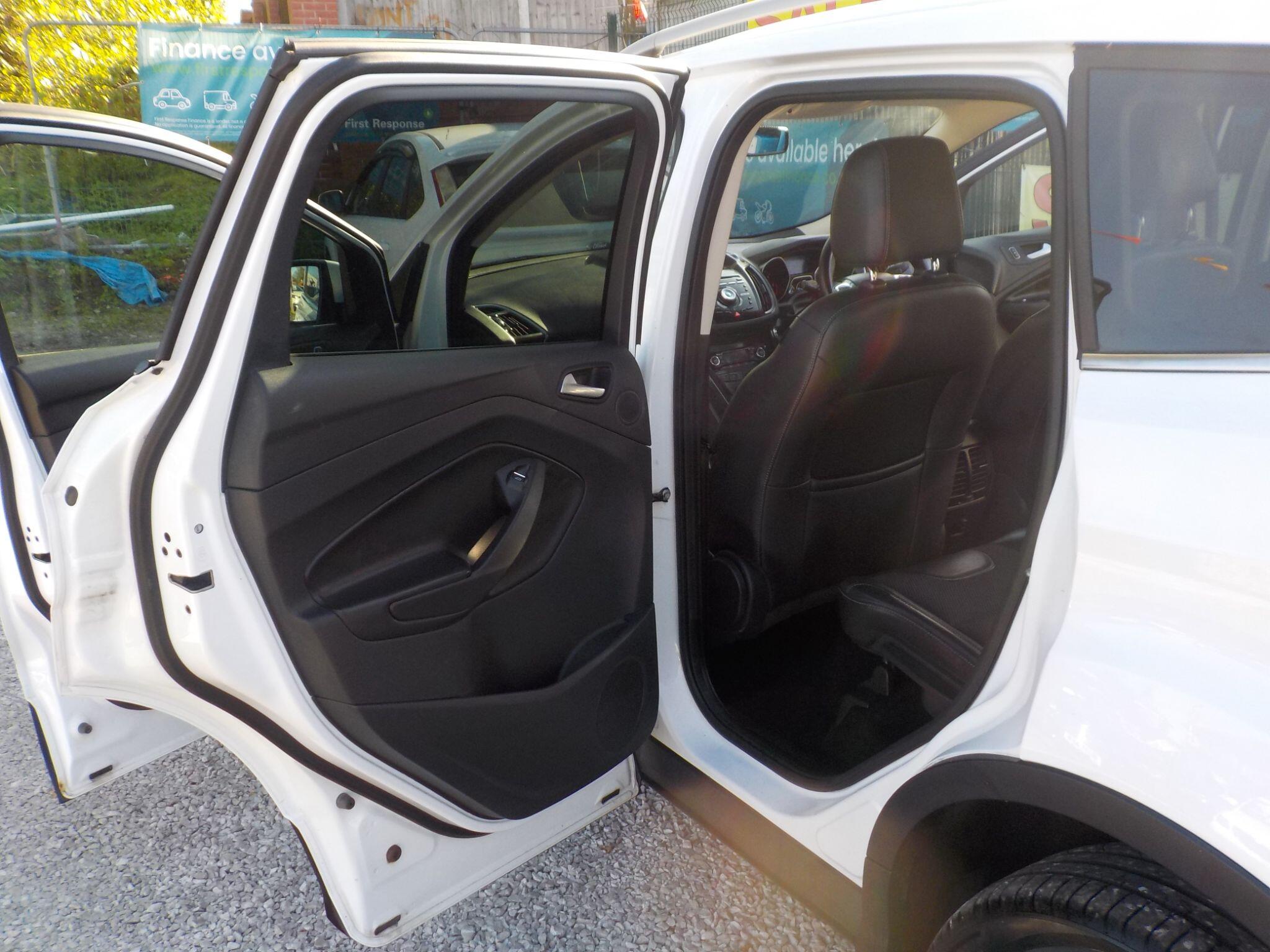 Ford Kuga 2.0 TDCi Titanium 2WD Euro 5 5dr