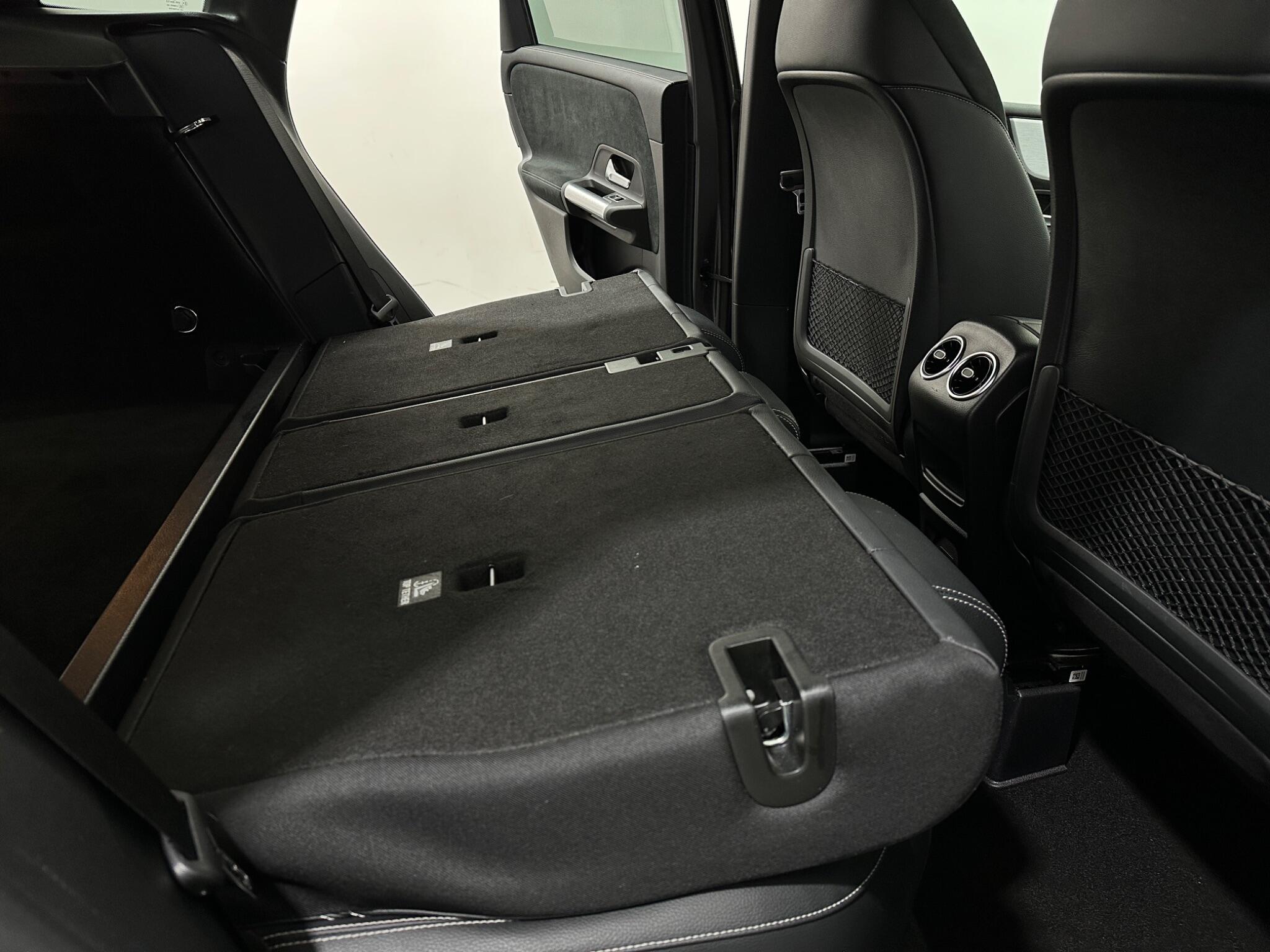 Mercedes-Benz B-Class view 48