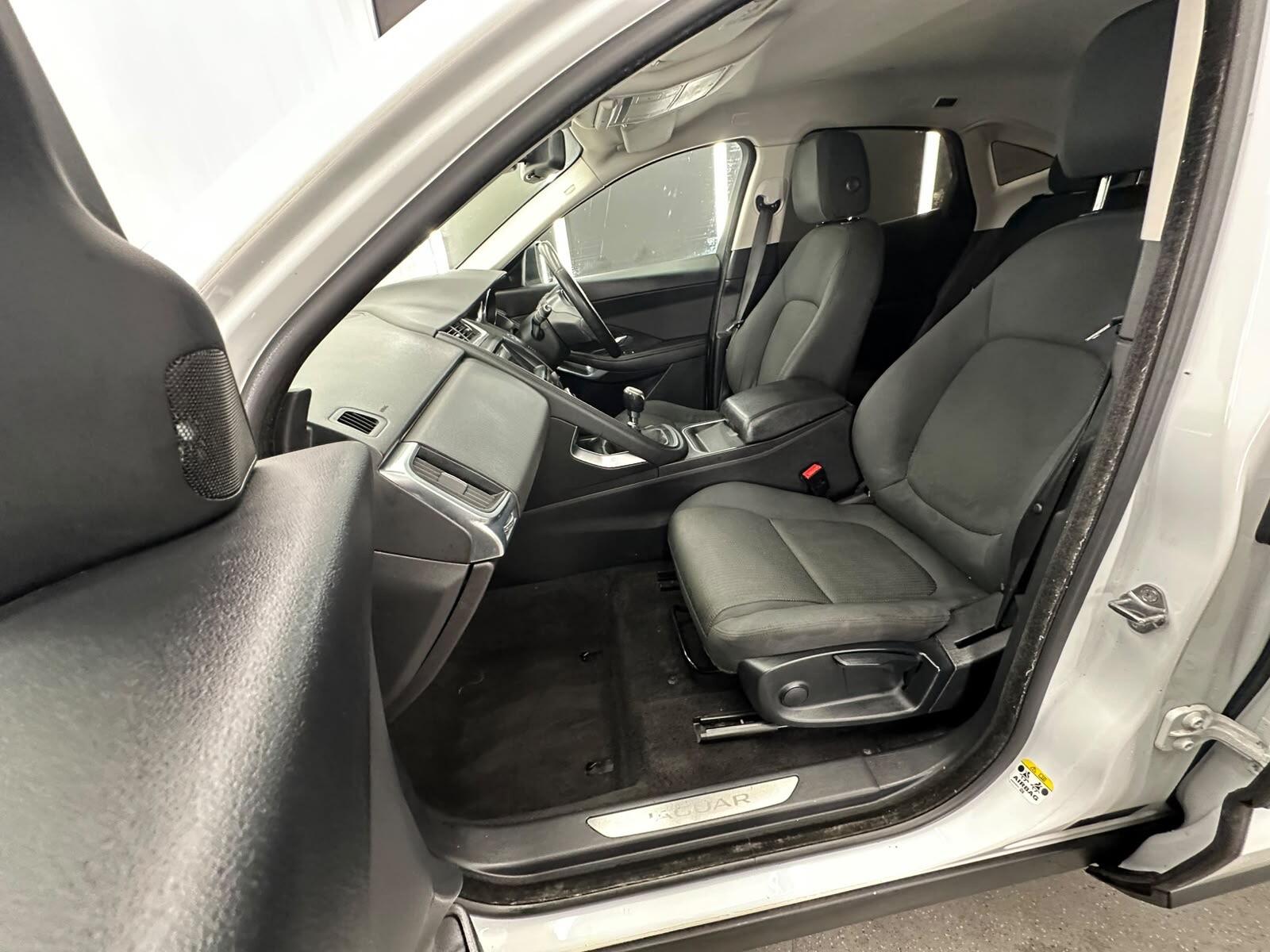 Jaguar E-Pace view 31