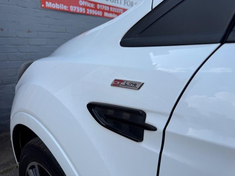 Ford Kuga view 31