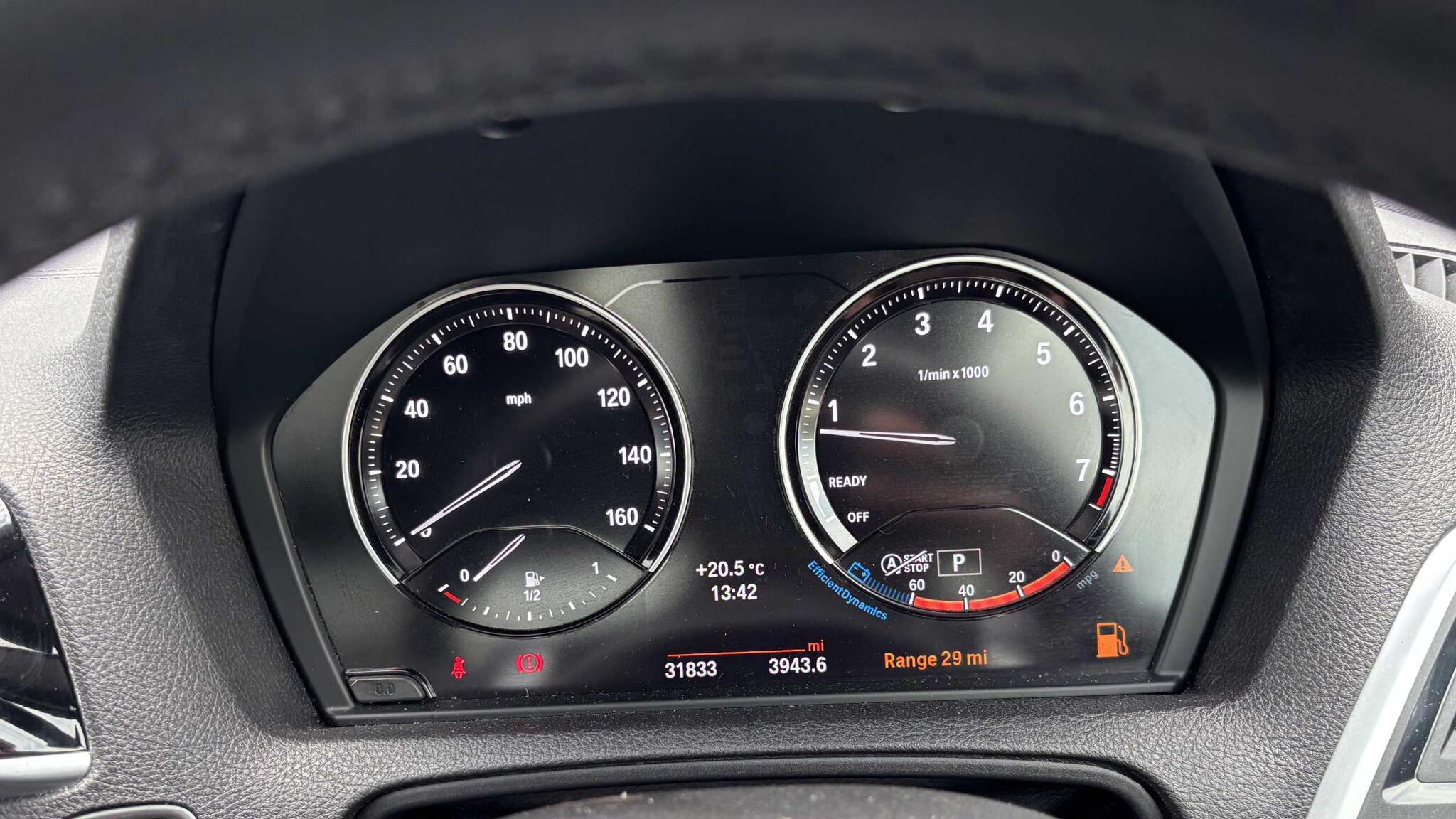 BMW 2 Series view 27