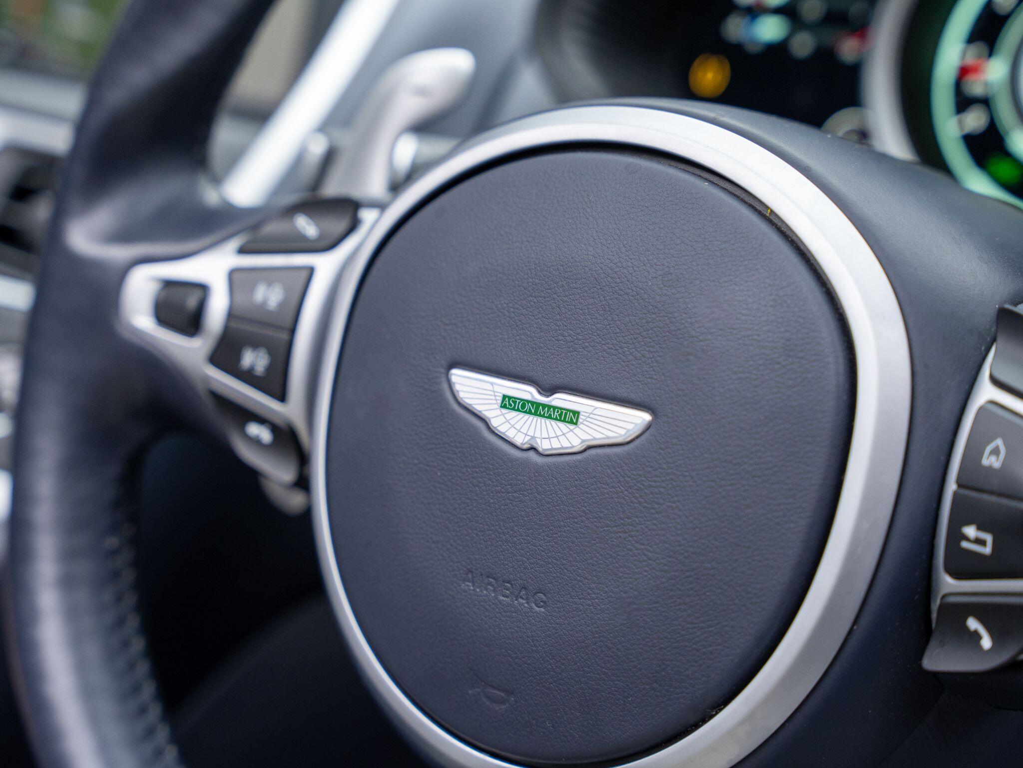 Aston Martin DB11 view 18