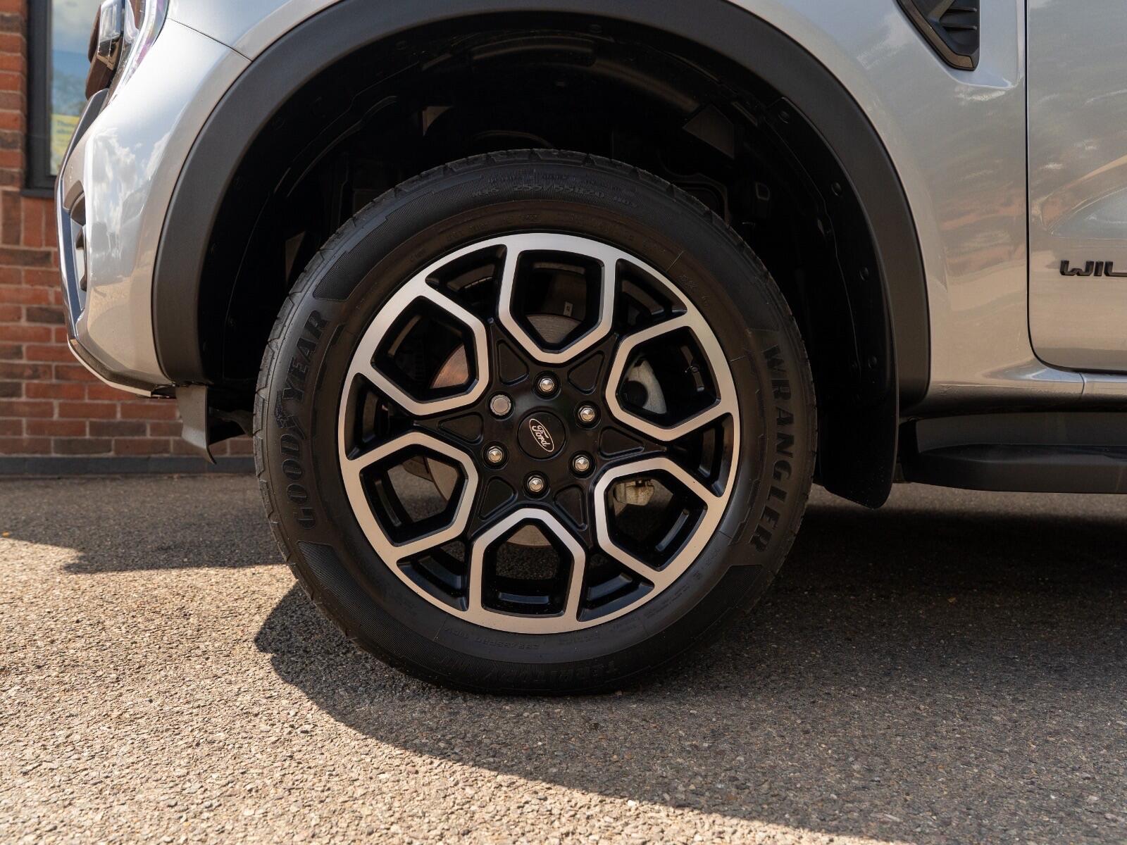 Ford Ranger view 35