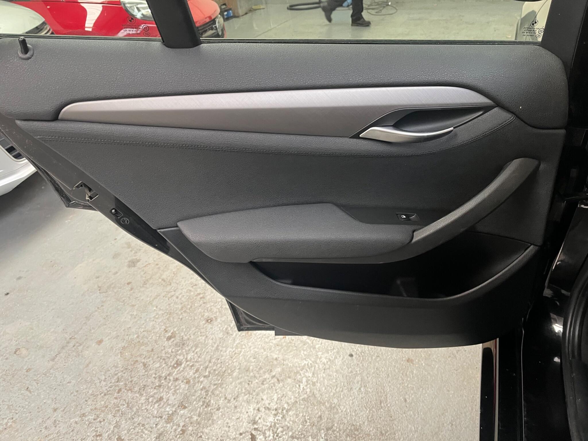 BMW X1 view 35