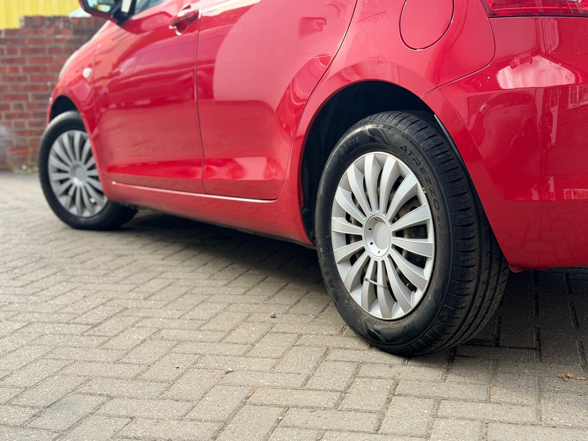 Suzuki Swift view 11