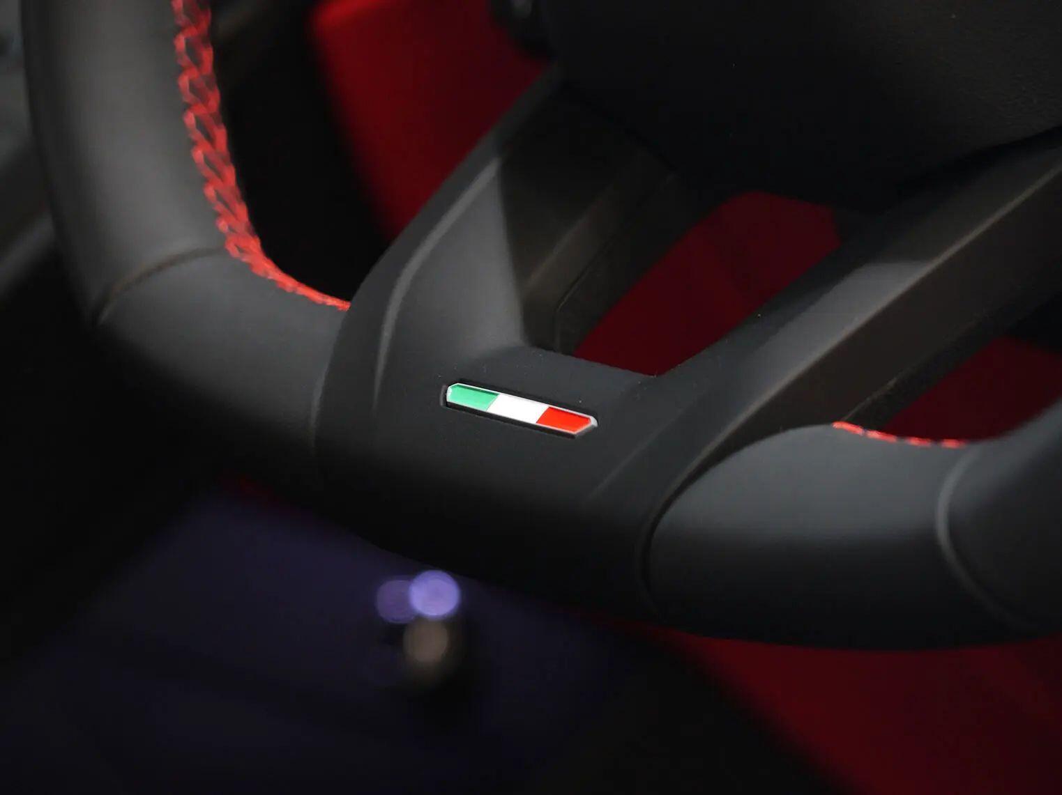 Lamborghini Urus view 27