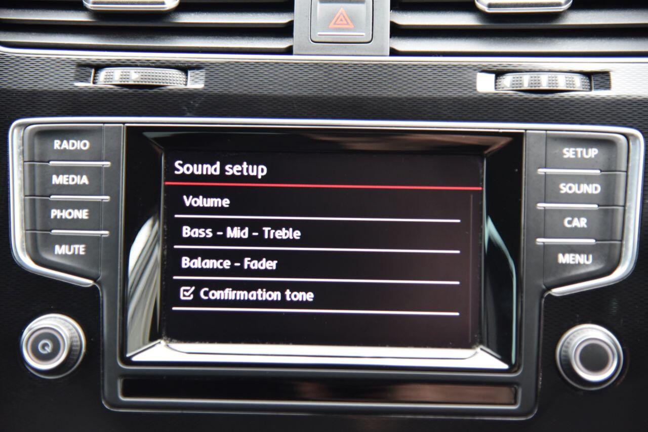 Volkswagen Golf view 37