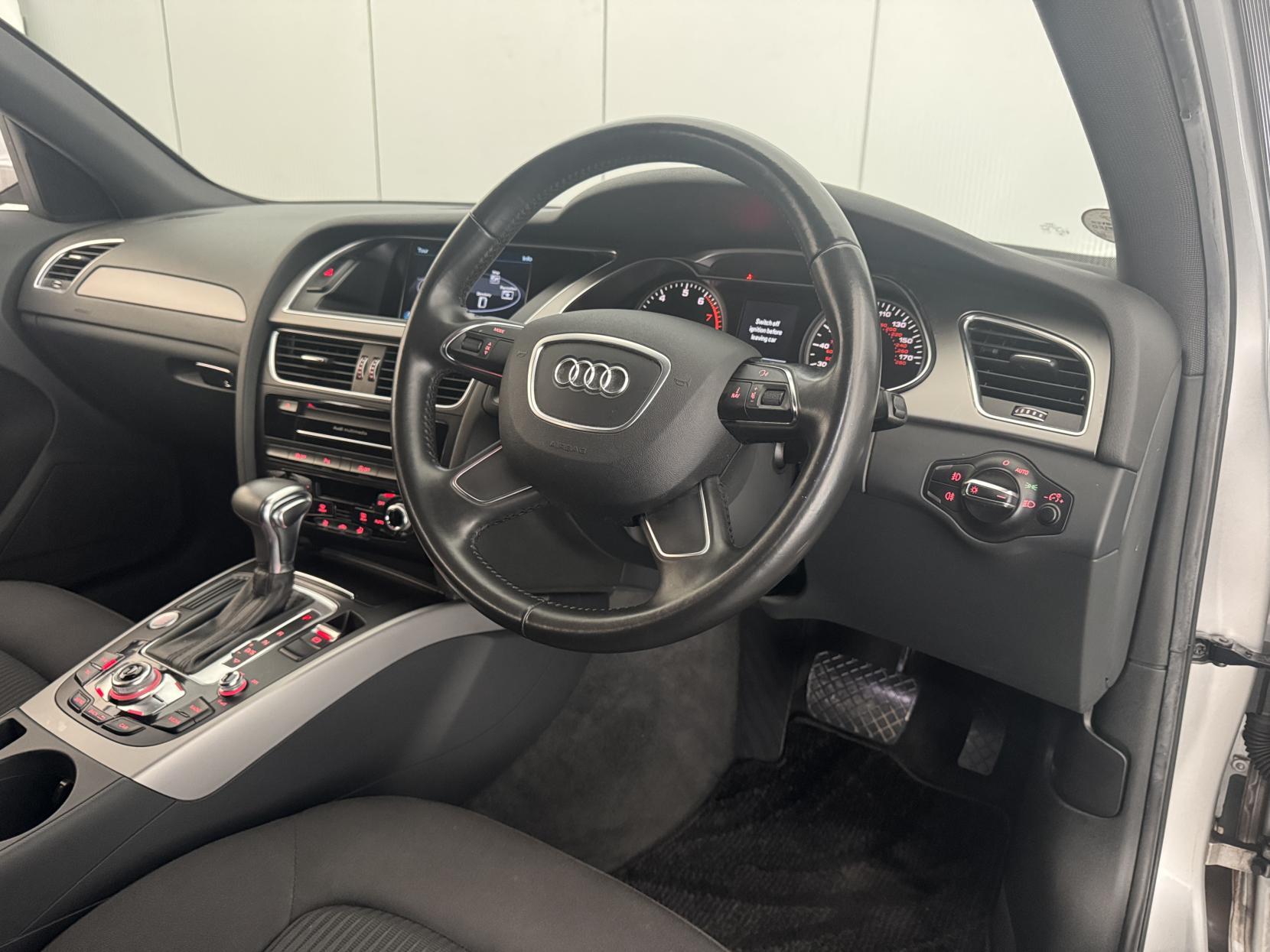 Audi A4 Avant view 49