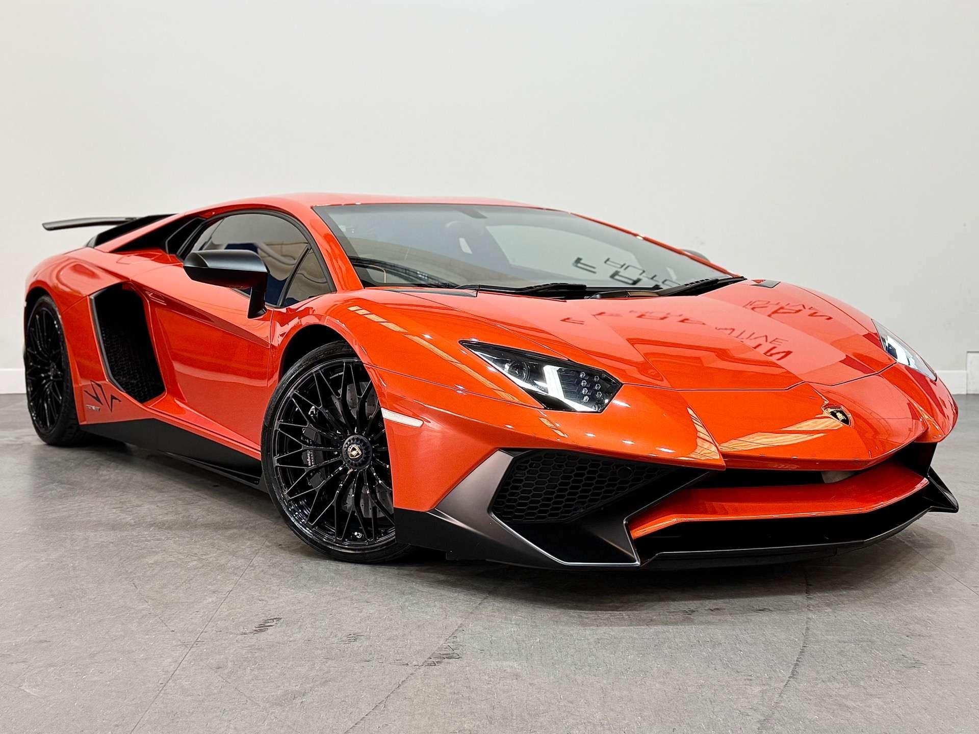 Lamborghini Aventador view 10