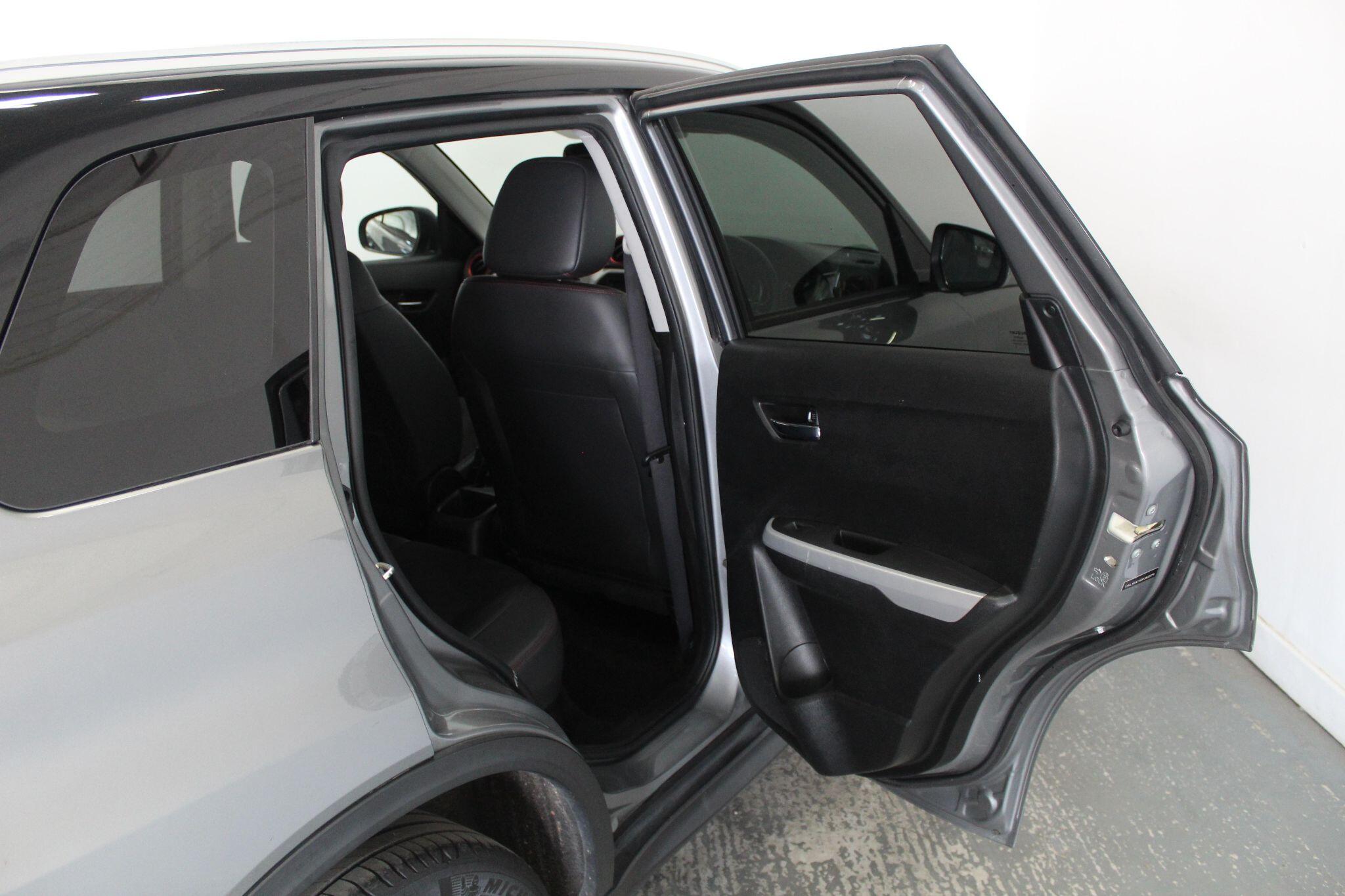 Suzuki Vitara view 26