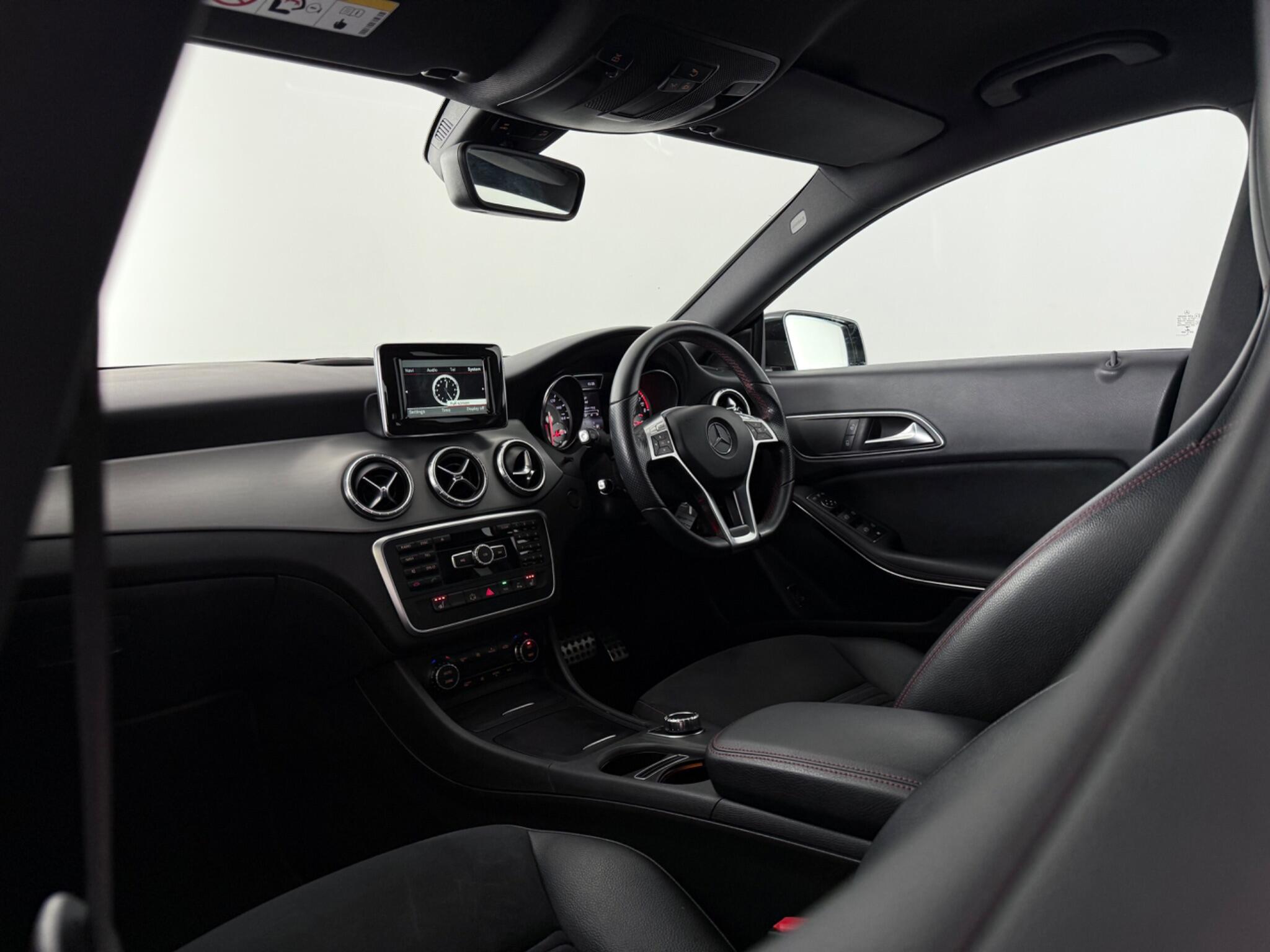 Mercedes-Benz CLA view 4