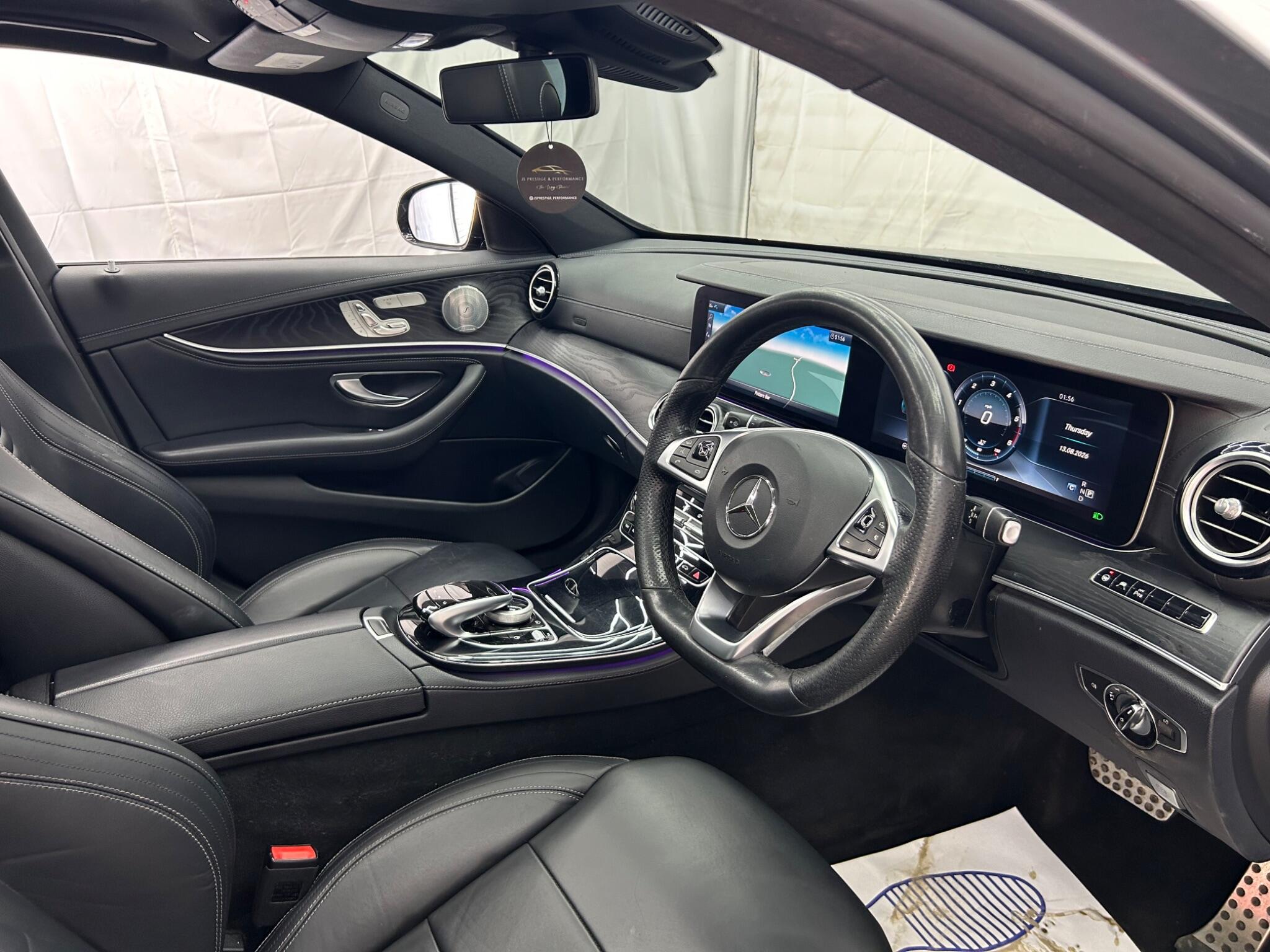 Mercedes-Benz E Class view 11