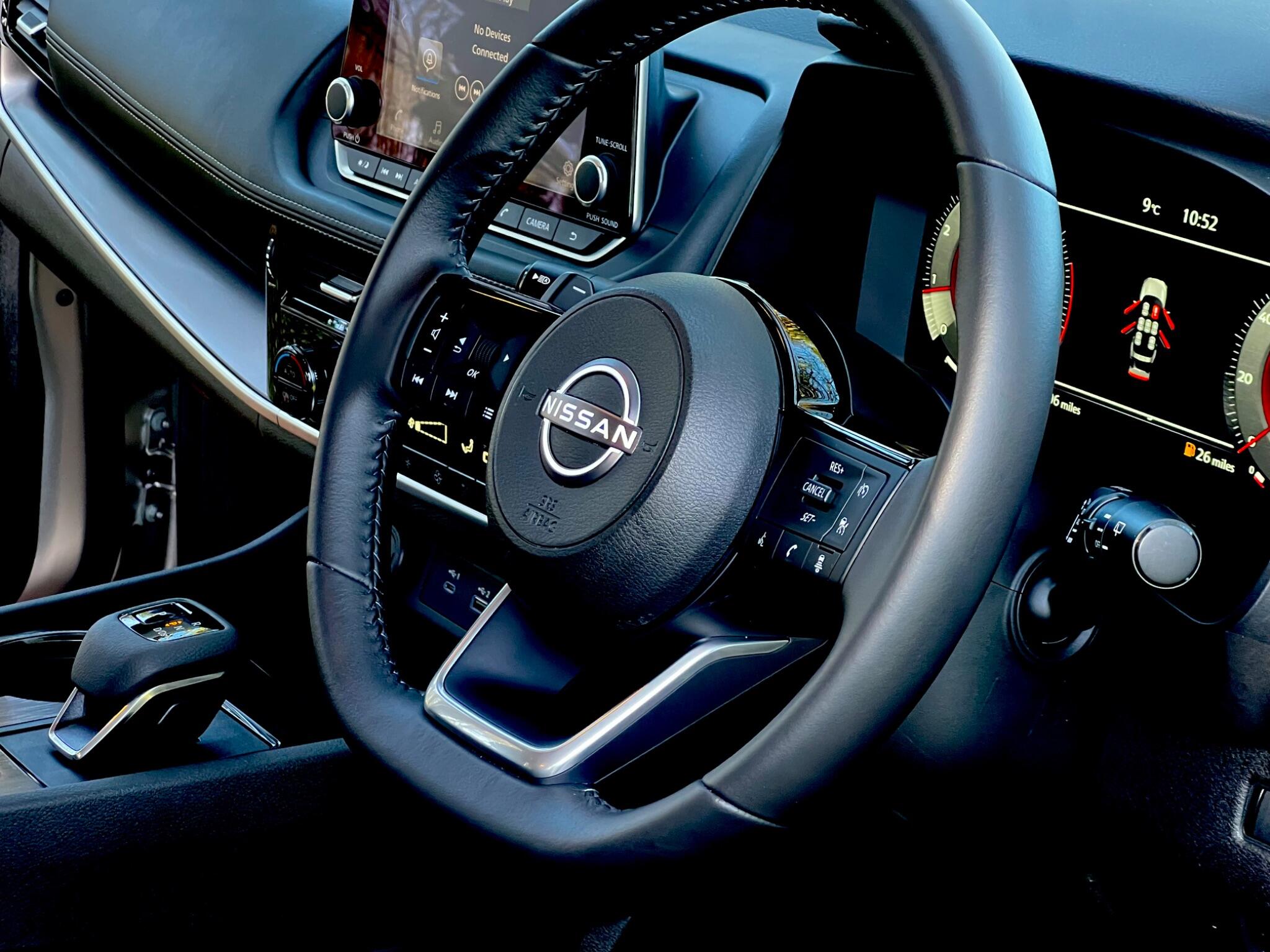 Nissan 2025 Nissan view 8