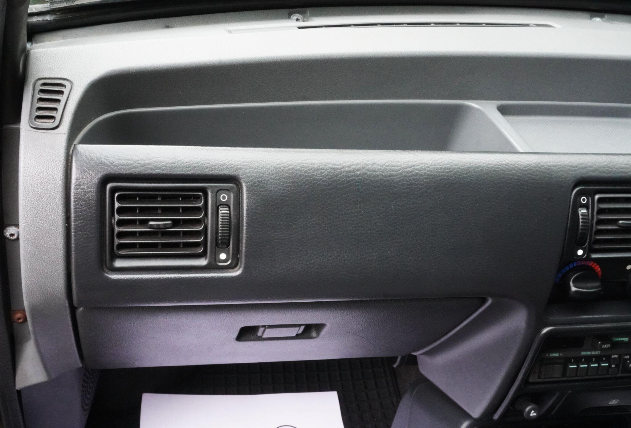 Ford Escort view 44