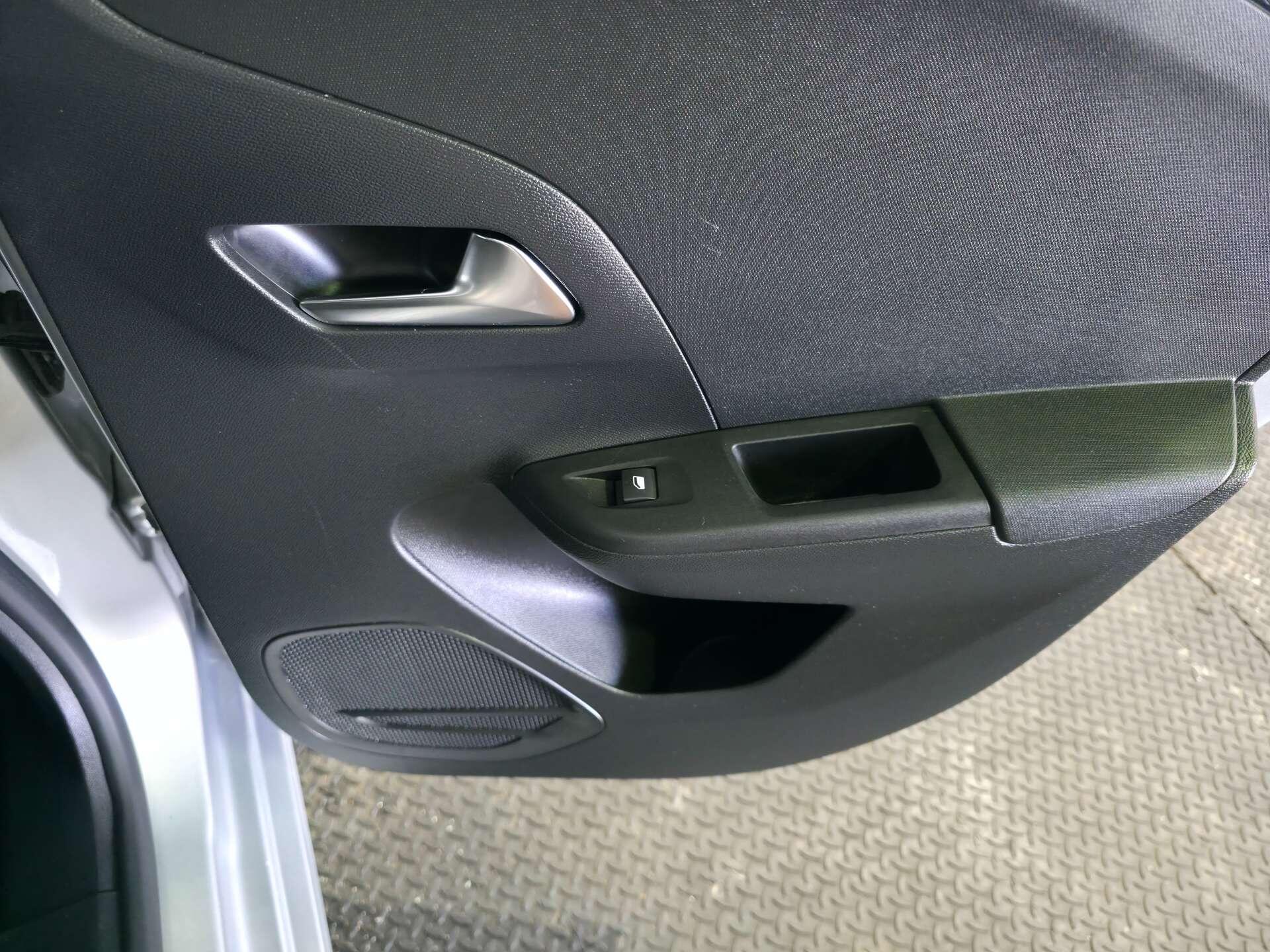 Vauxhall Corsa view 42
