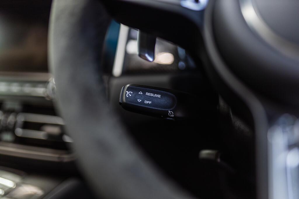 Porsche Macan view 27