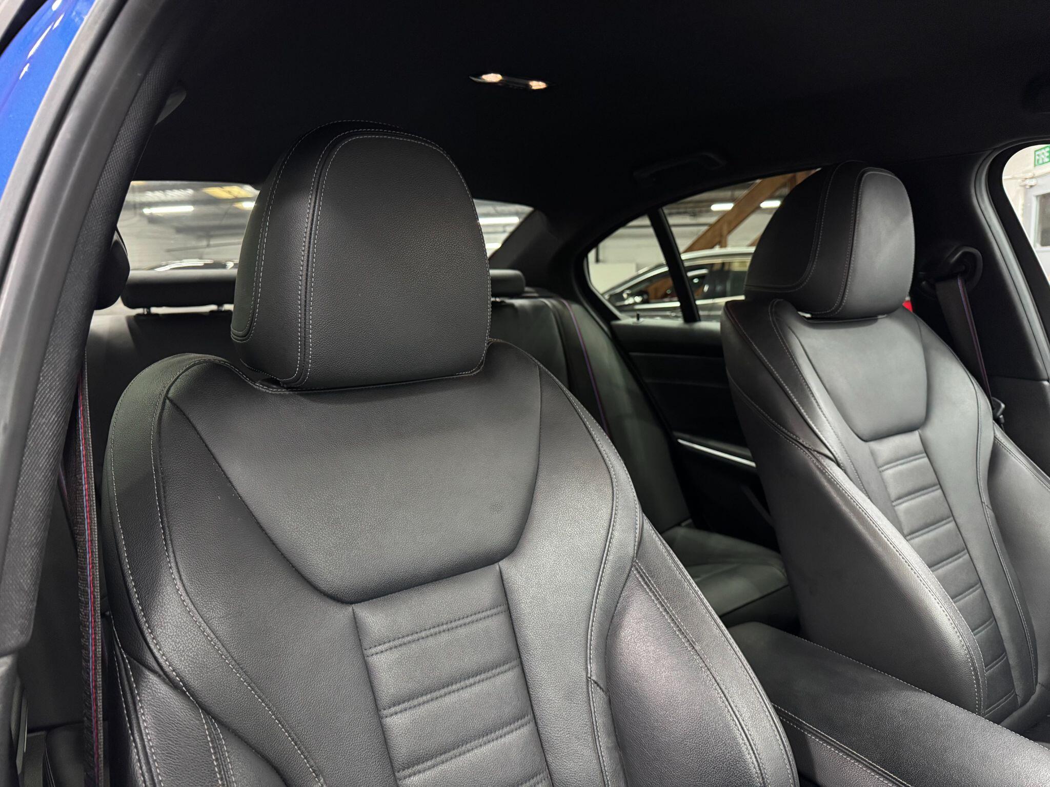BMW 3 Series view 20