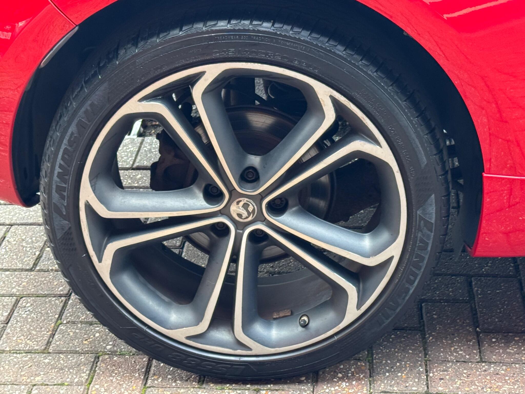 Vauxhall Astra GTC view 26
