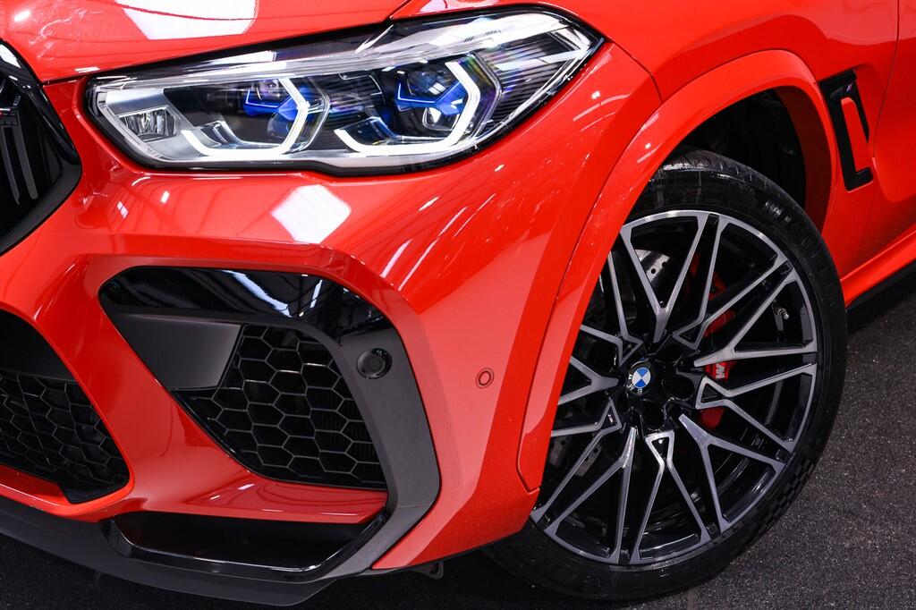 BMW X6 M view 10