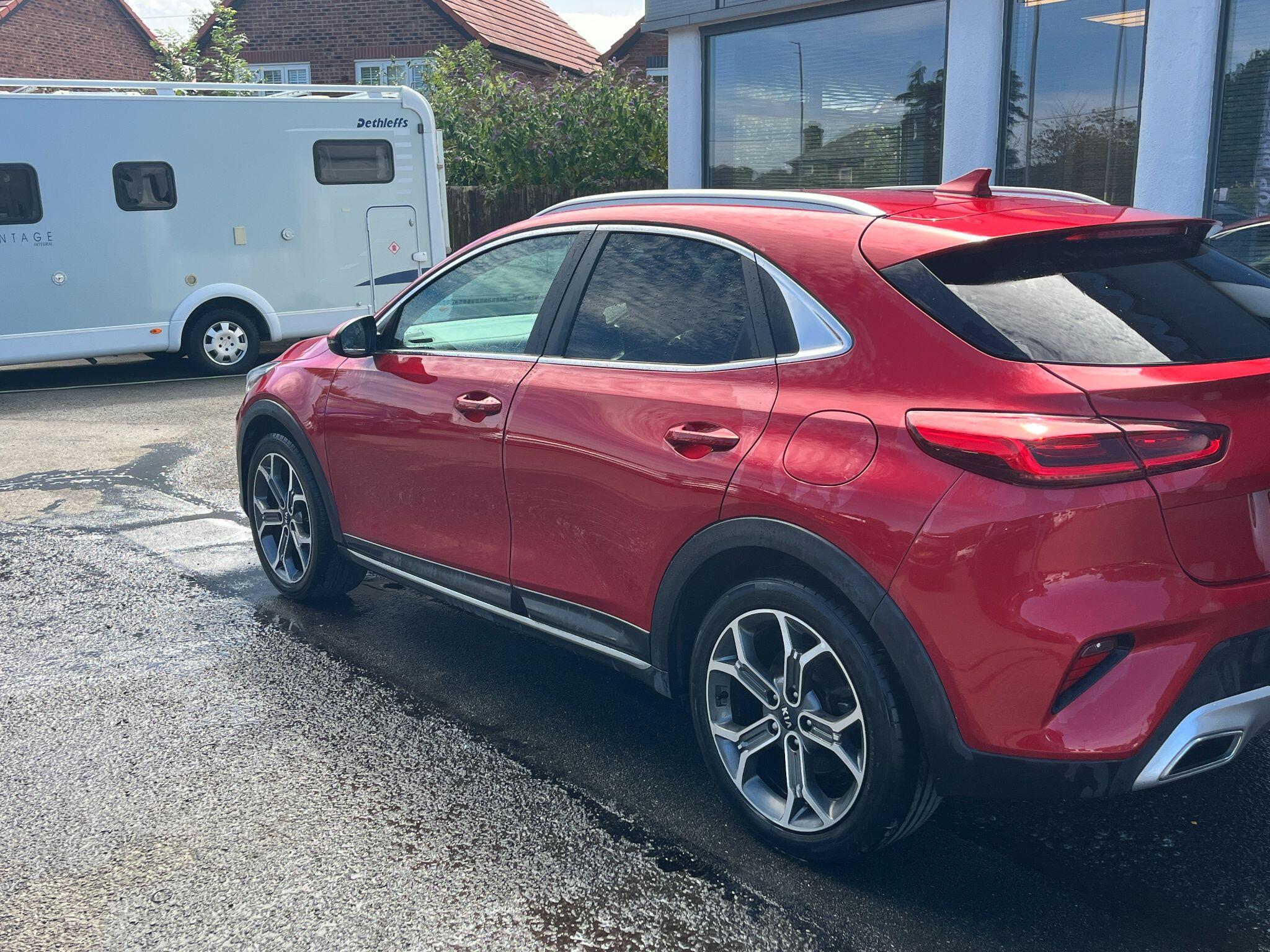 Kia XCeed view 3