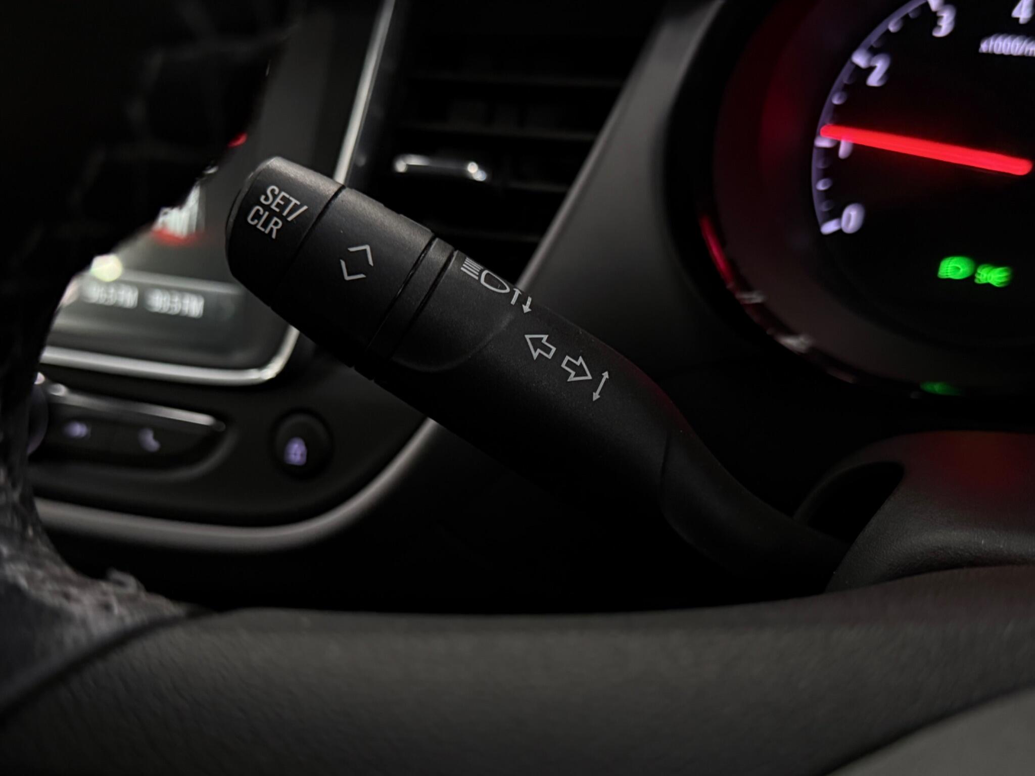 Vauxhall Crossland X view 17