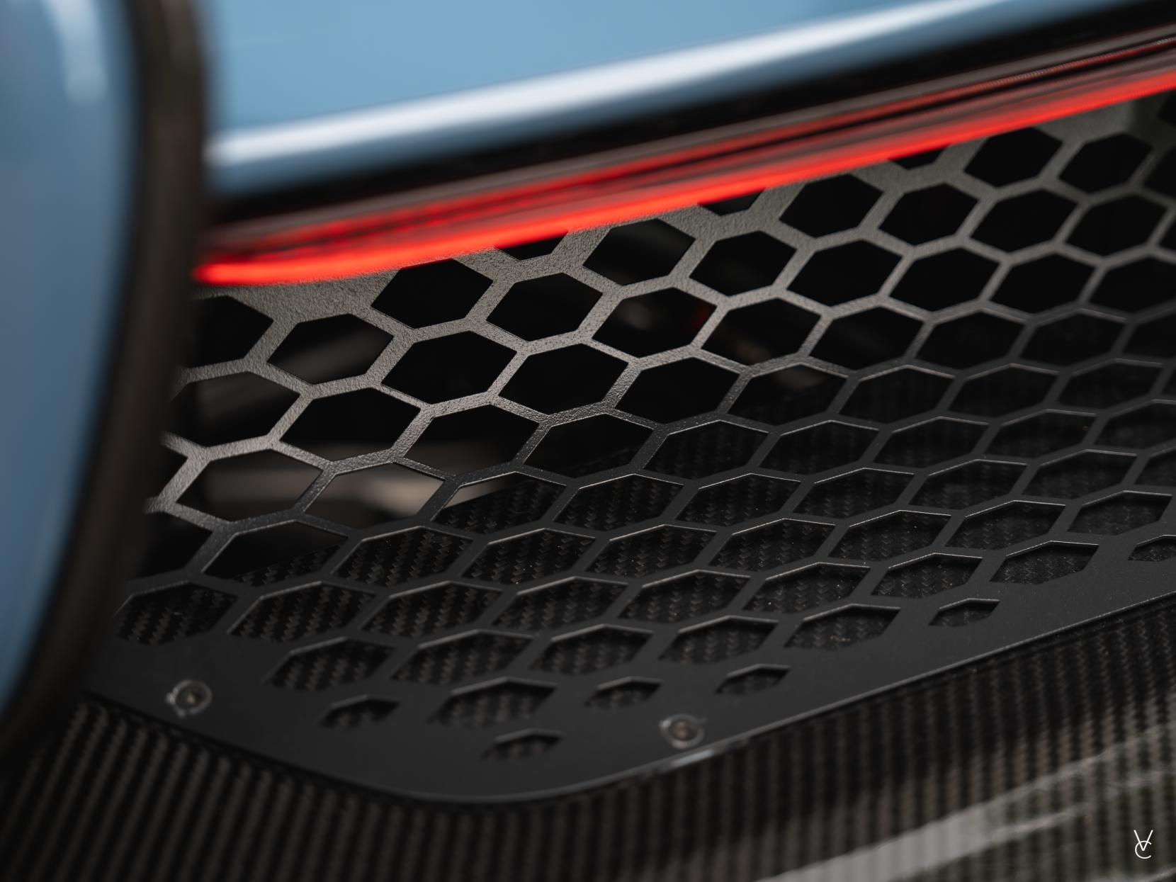 McLaren Senna view 92