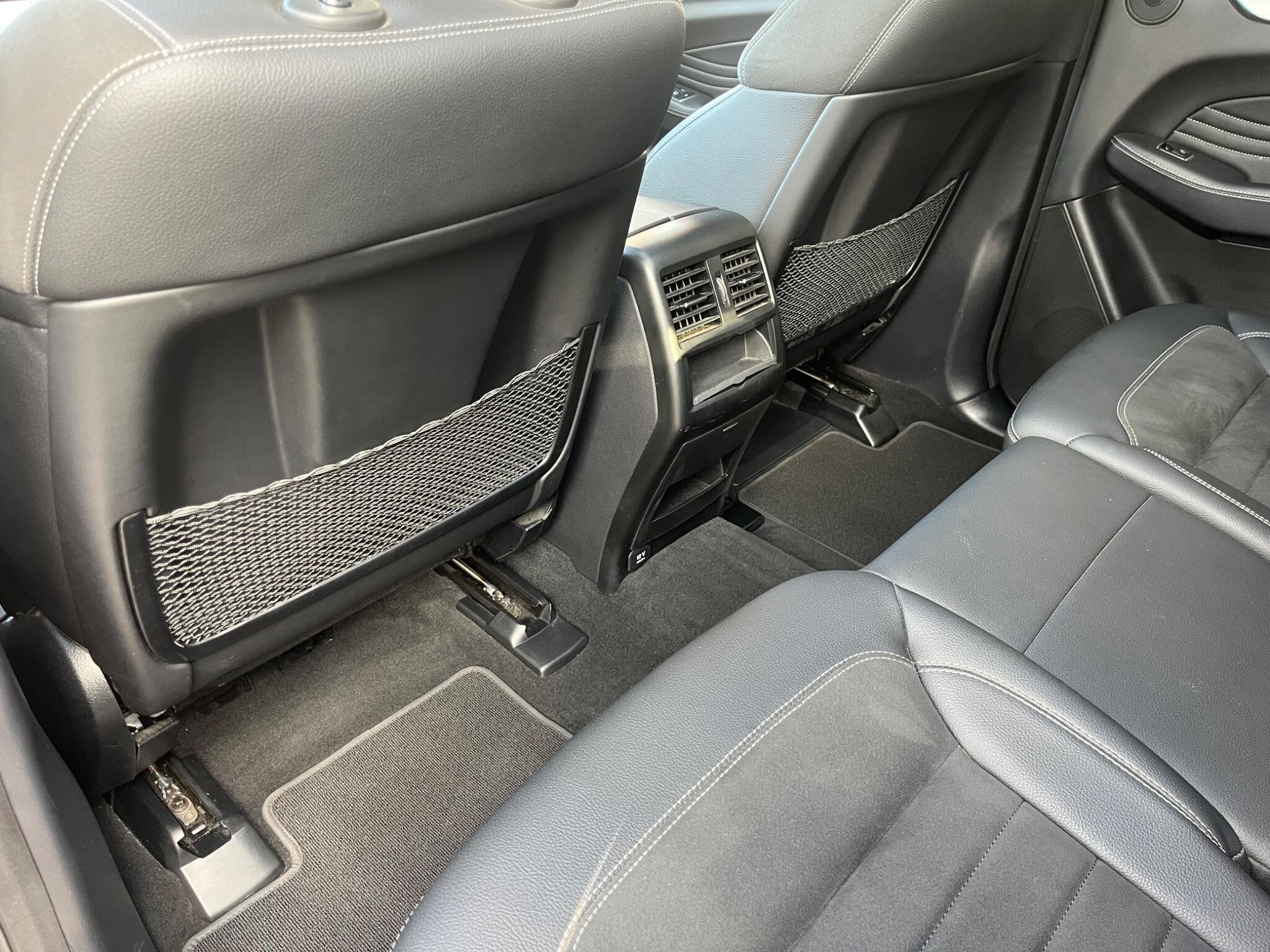 Mercedes-Benz M-Class view 80