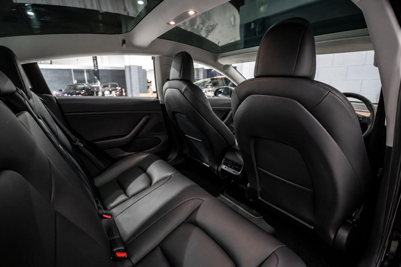 Tesla Model 3 view 23
