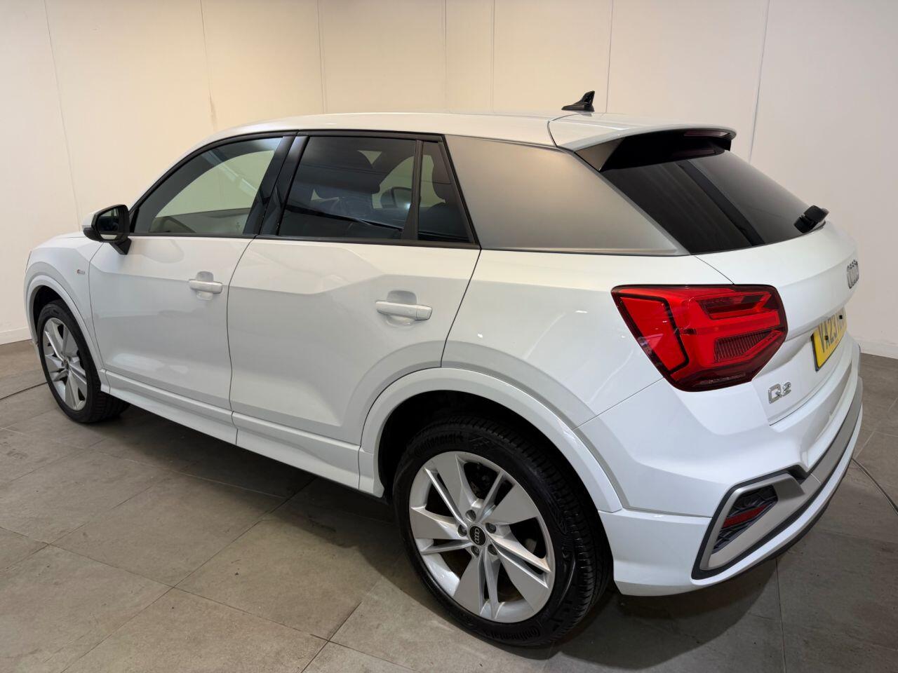Audi Q2 view 12