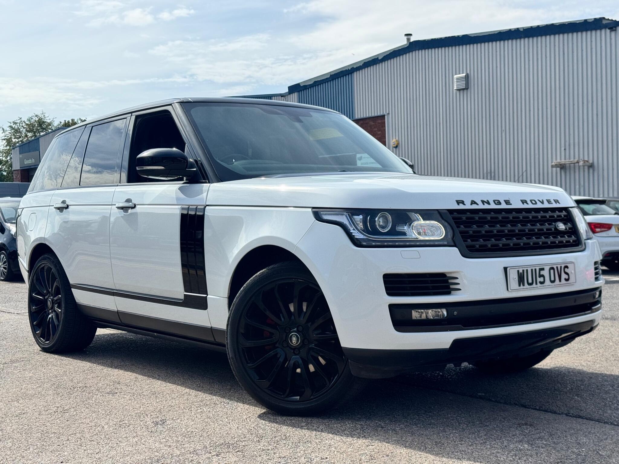 Land Rover Range Rover view 5