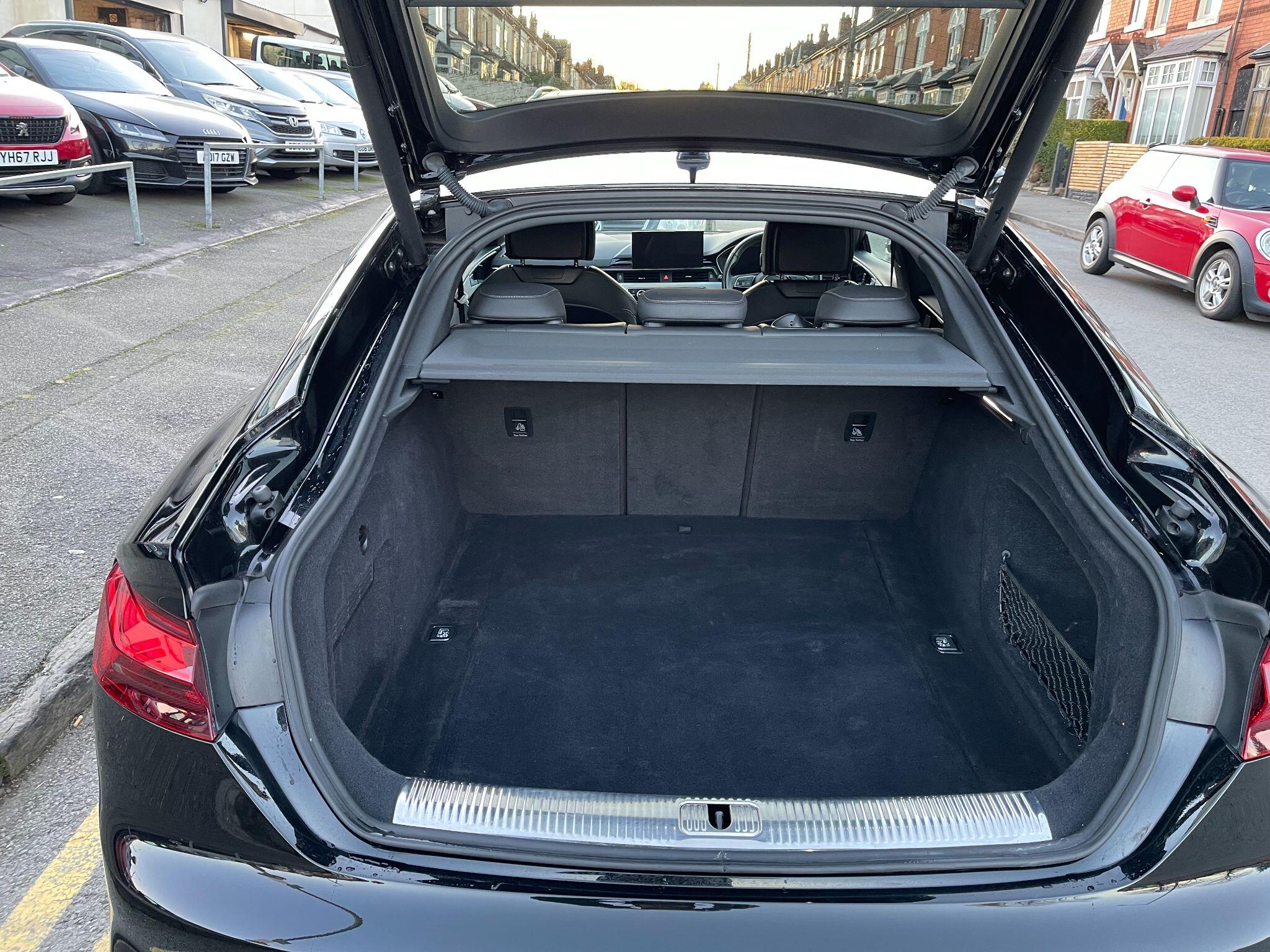 Audi A5 view 23