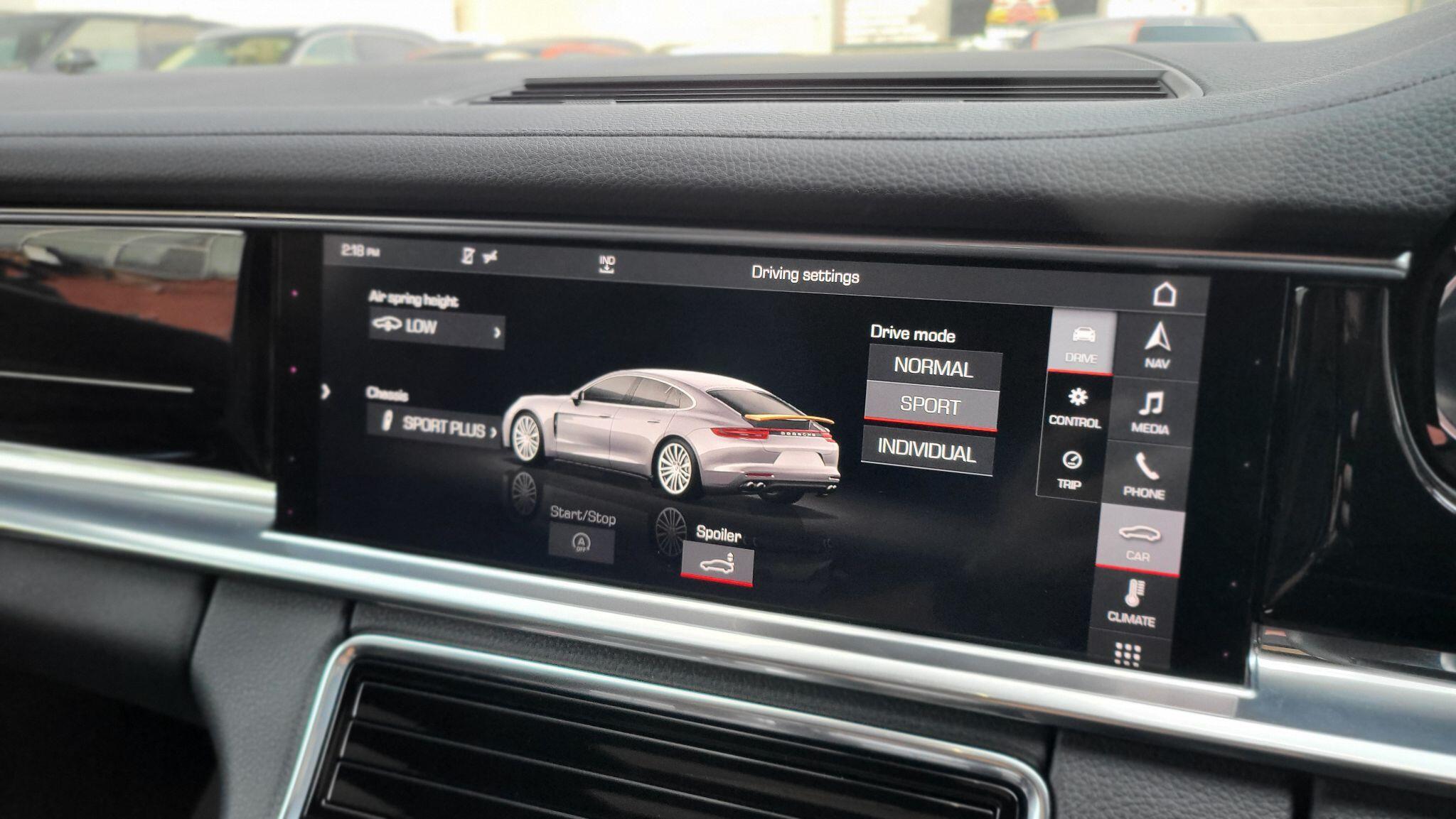 Porsche Panamera view 40