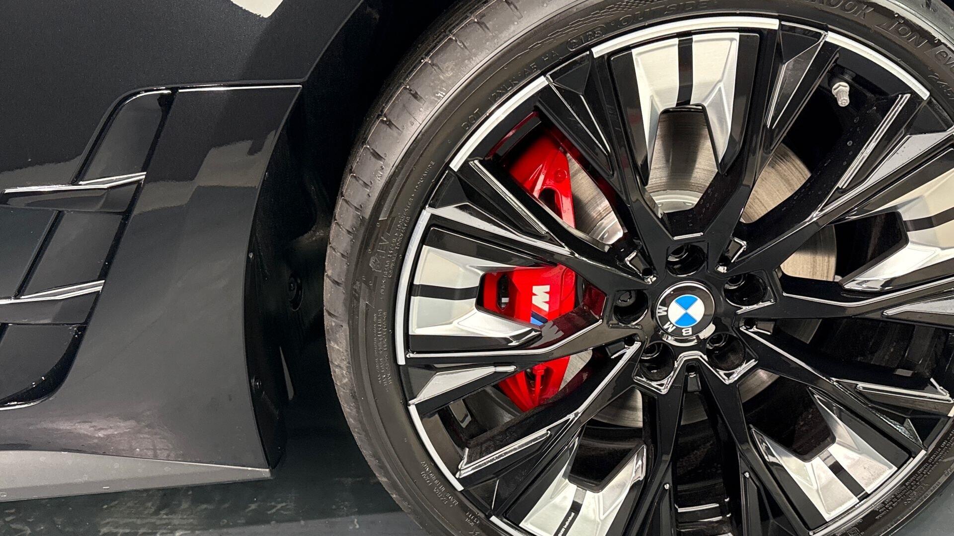 BMW 4 Series view 34
