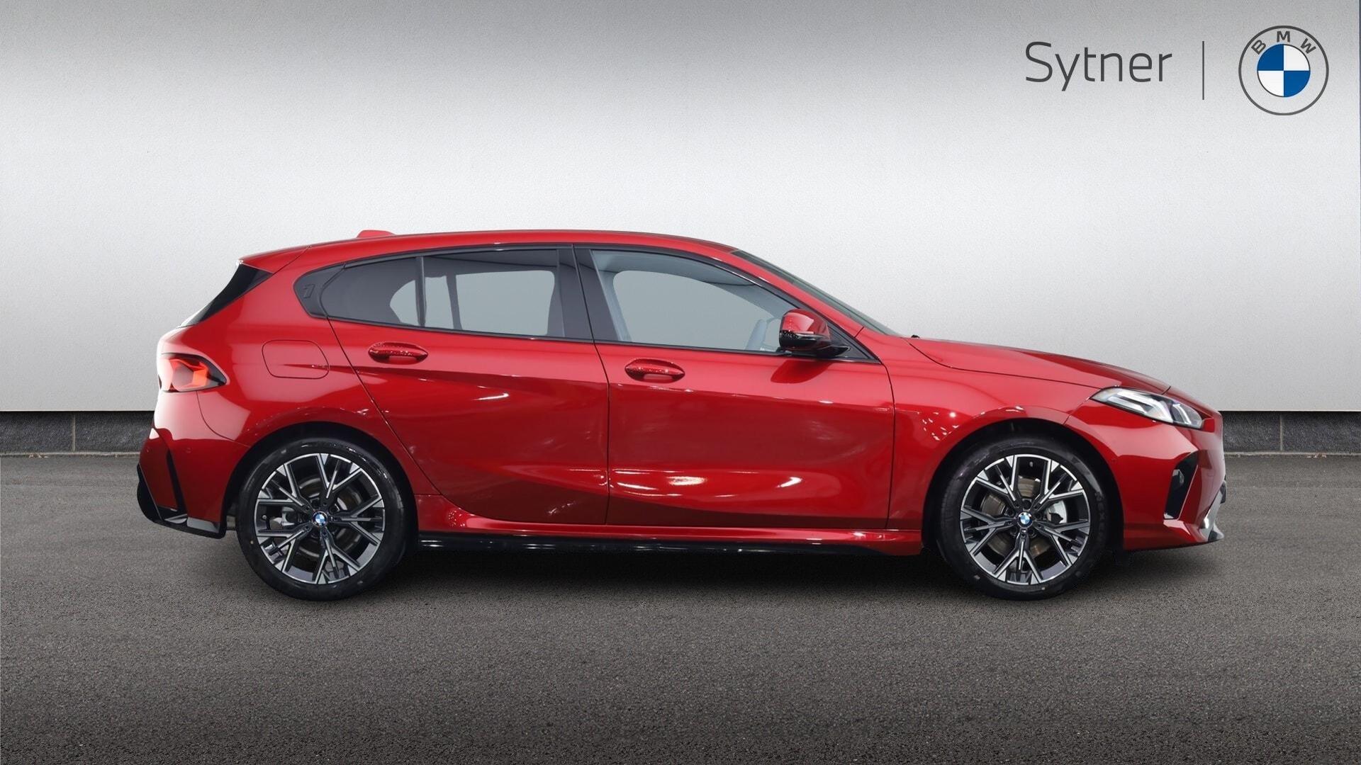 BMW 1 Series view 3