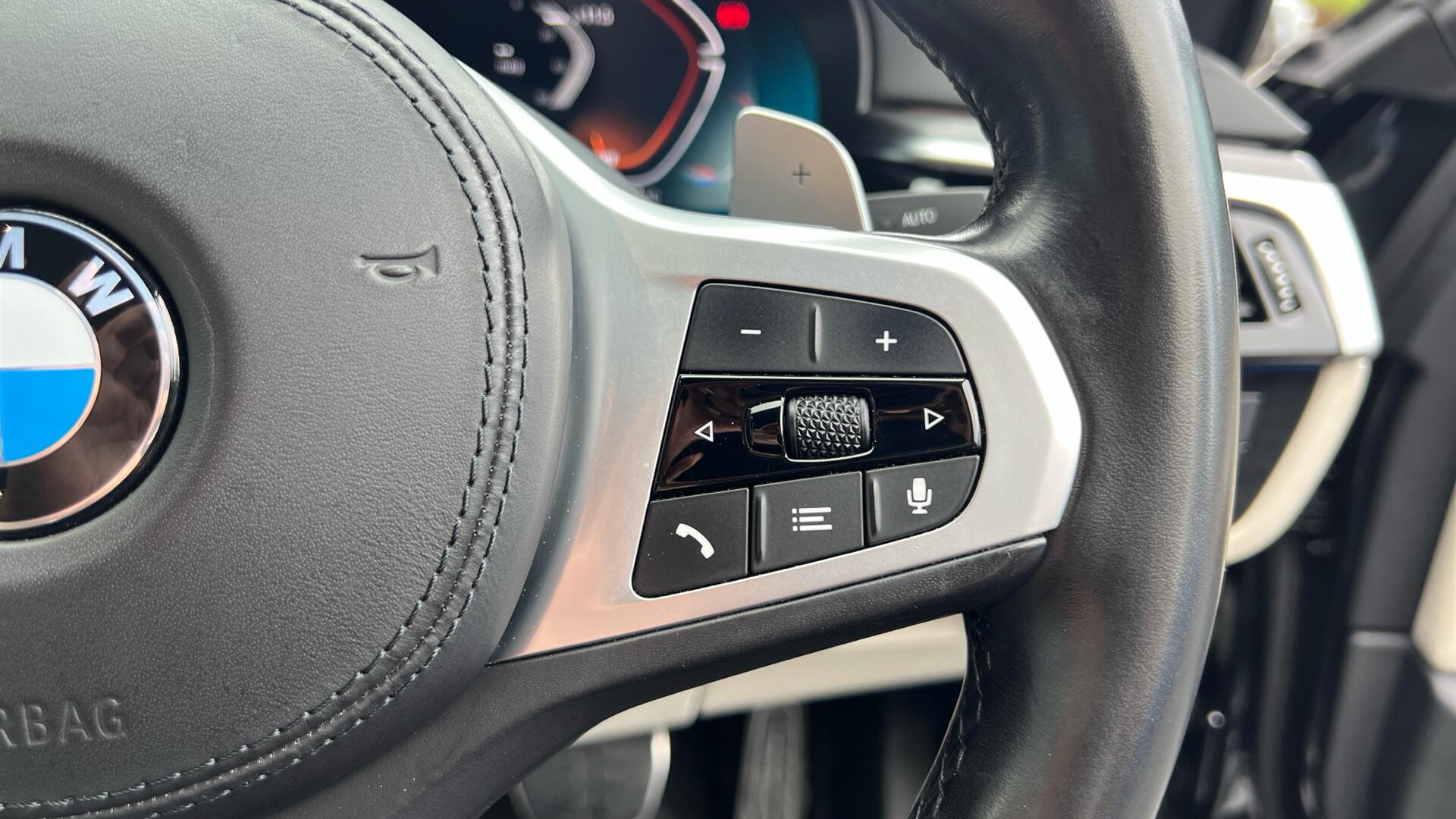 BMW 5 Series view 18