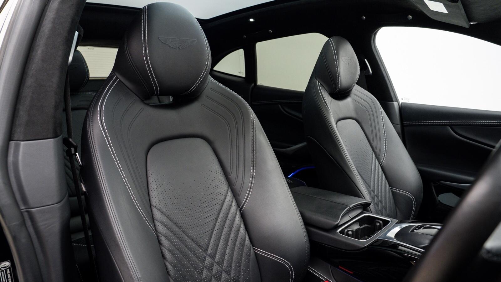 Aston Martin DBX view 6