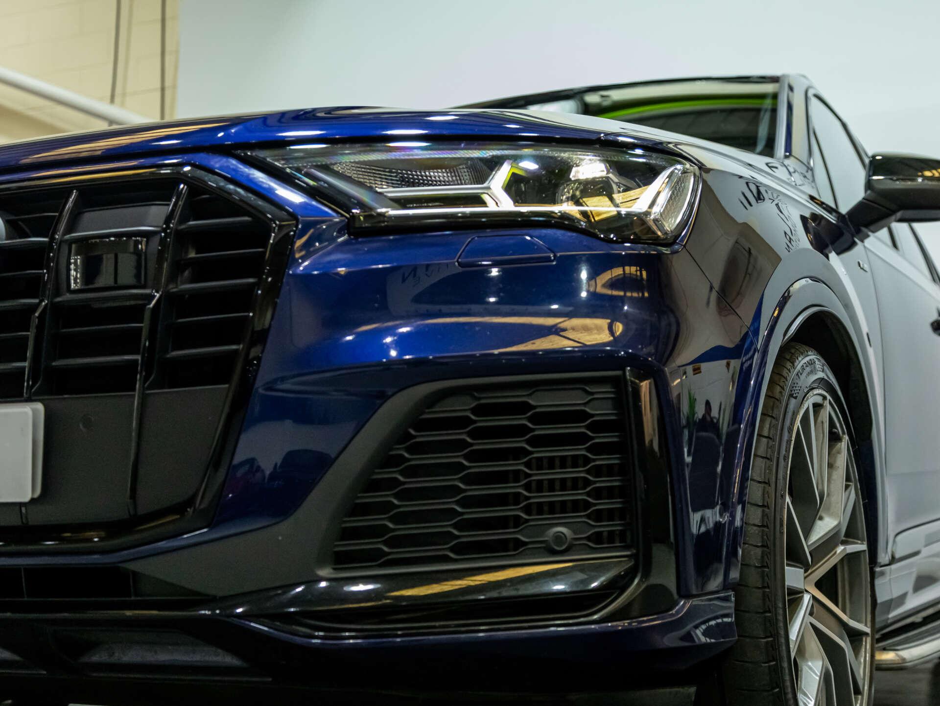 Audi Q7 view 81