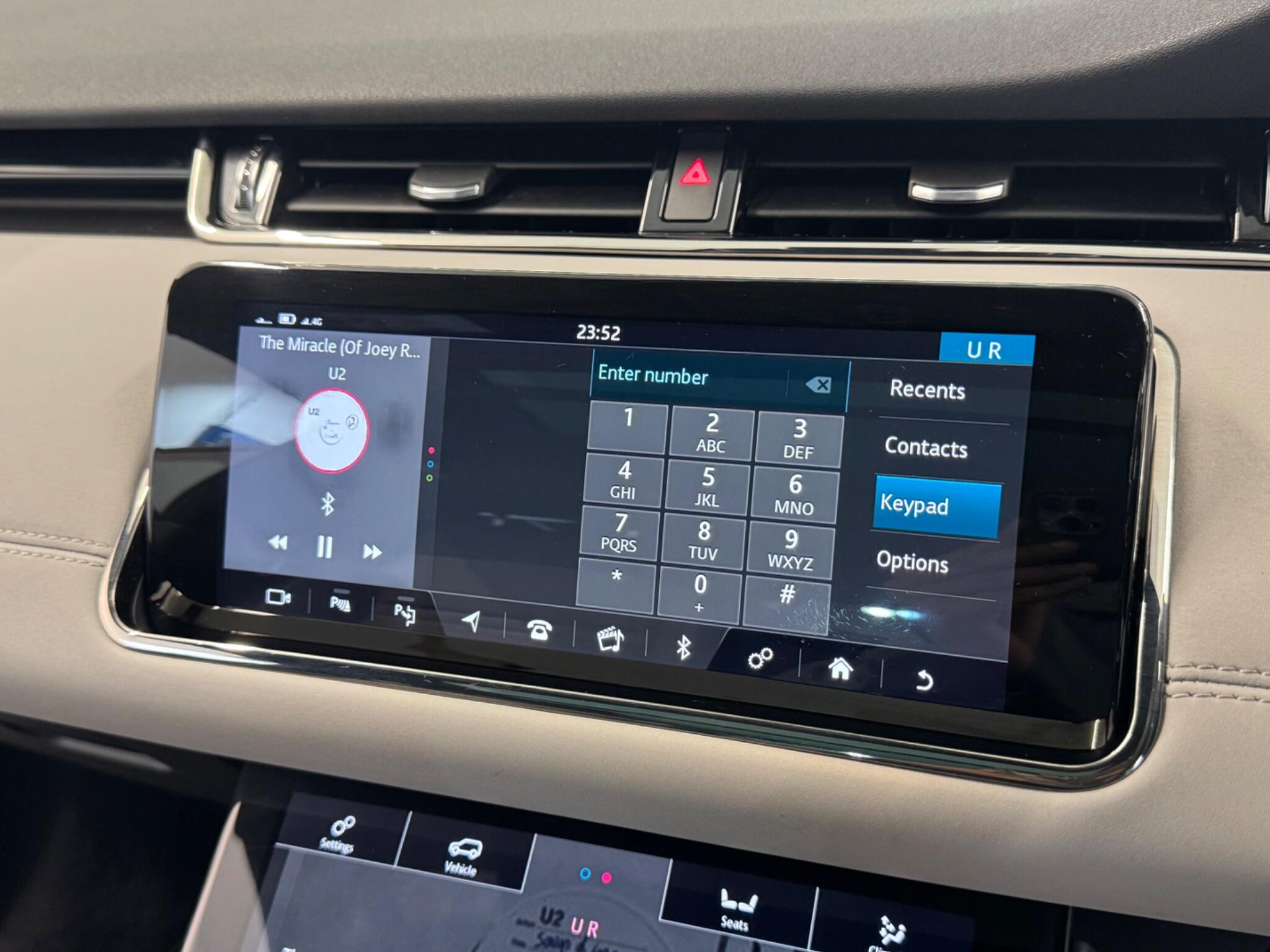 Land Rover Range Rover Evoque view 34