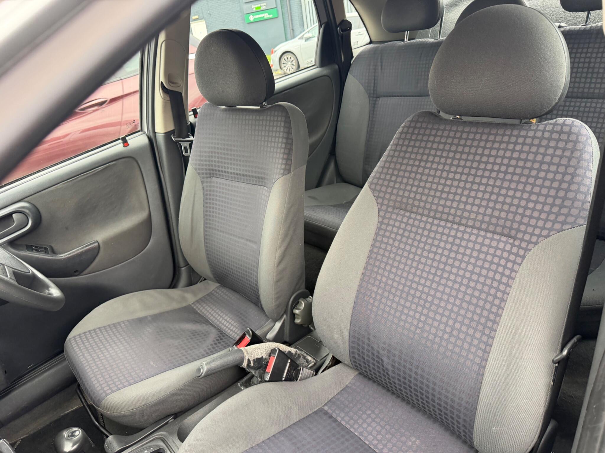 2002 Vauxhall Corsa image 64