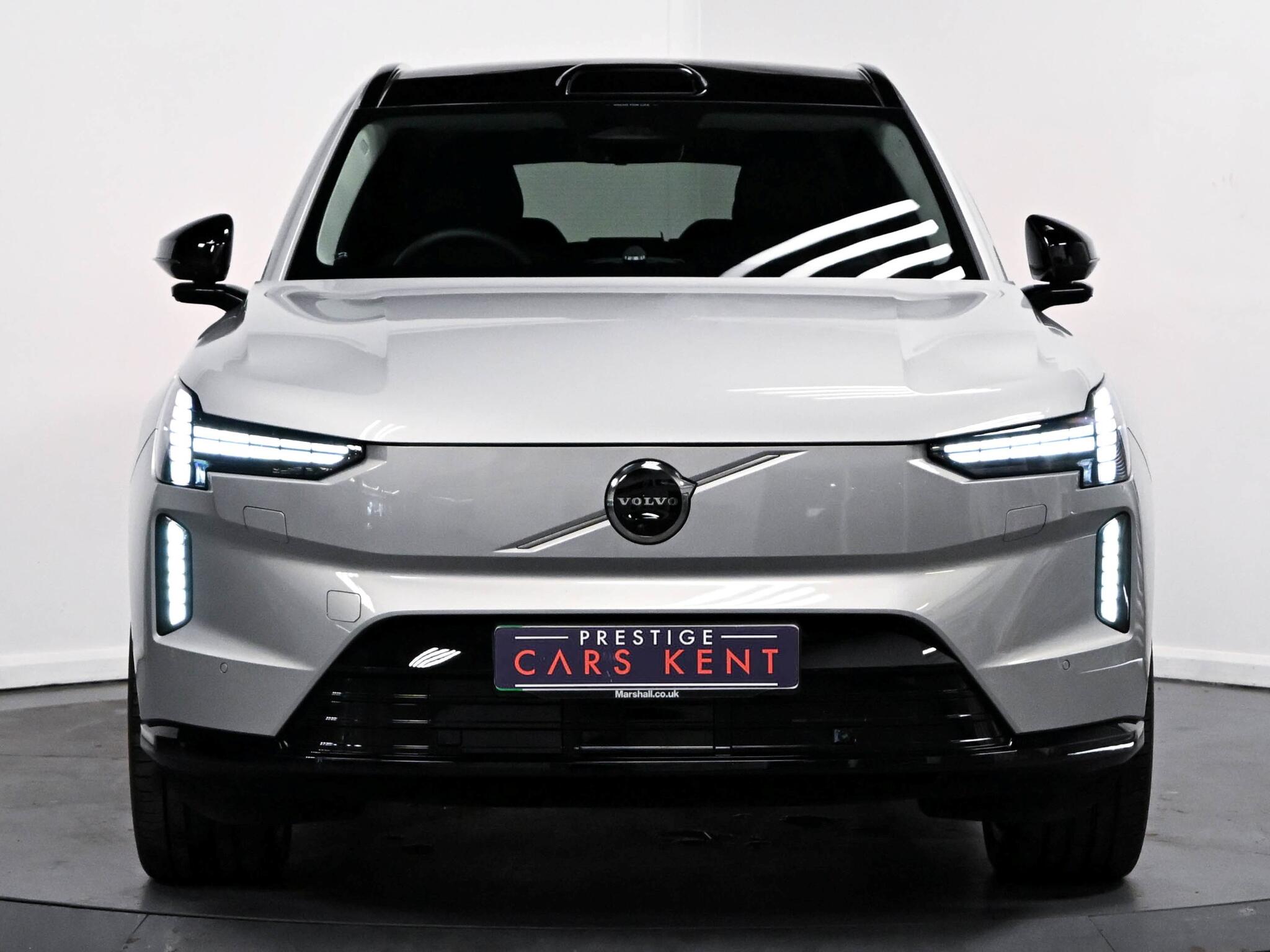 Volvo Ex90 view 19