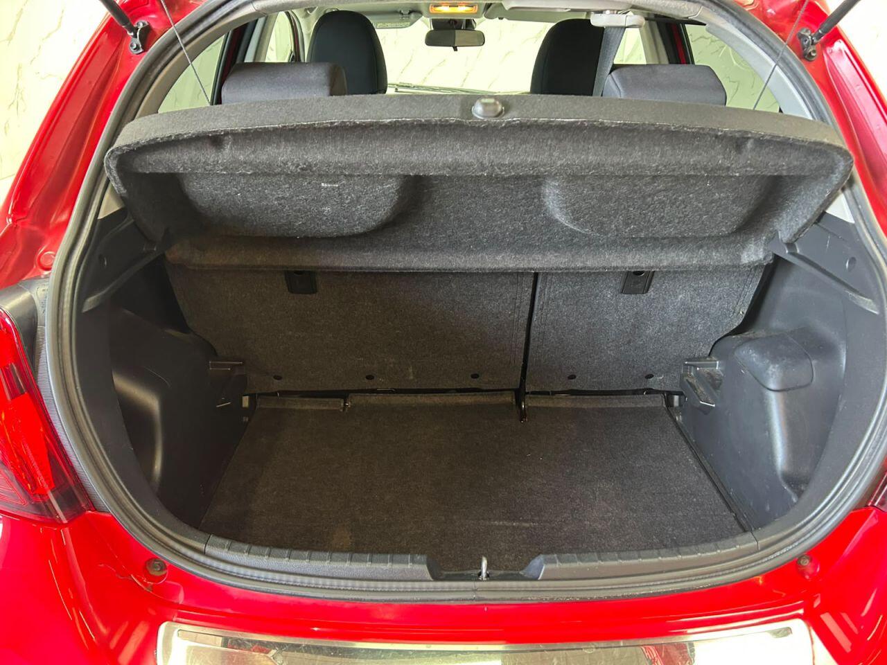 Toyota Yaris view 22