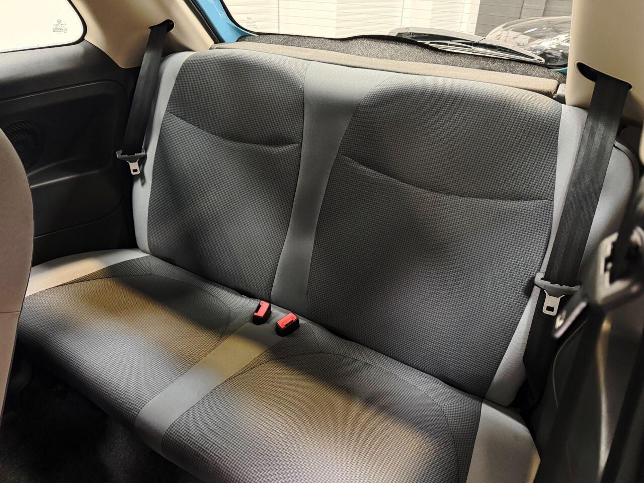 Fiat 500 view 22